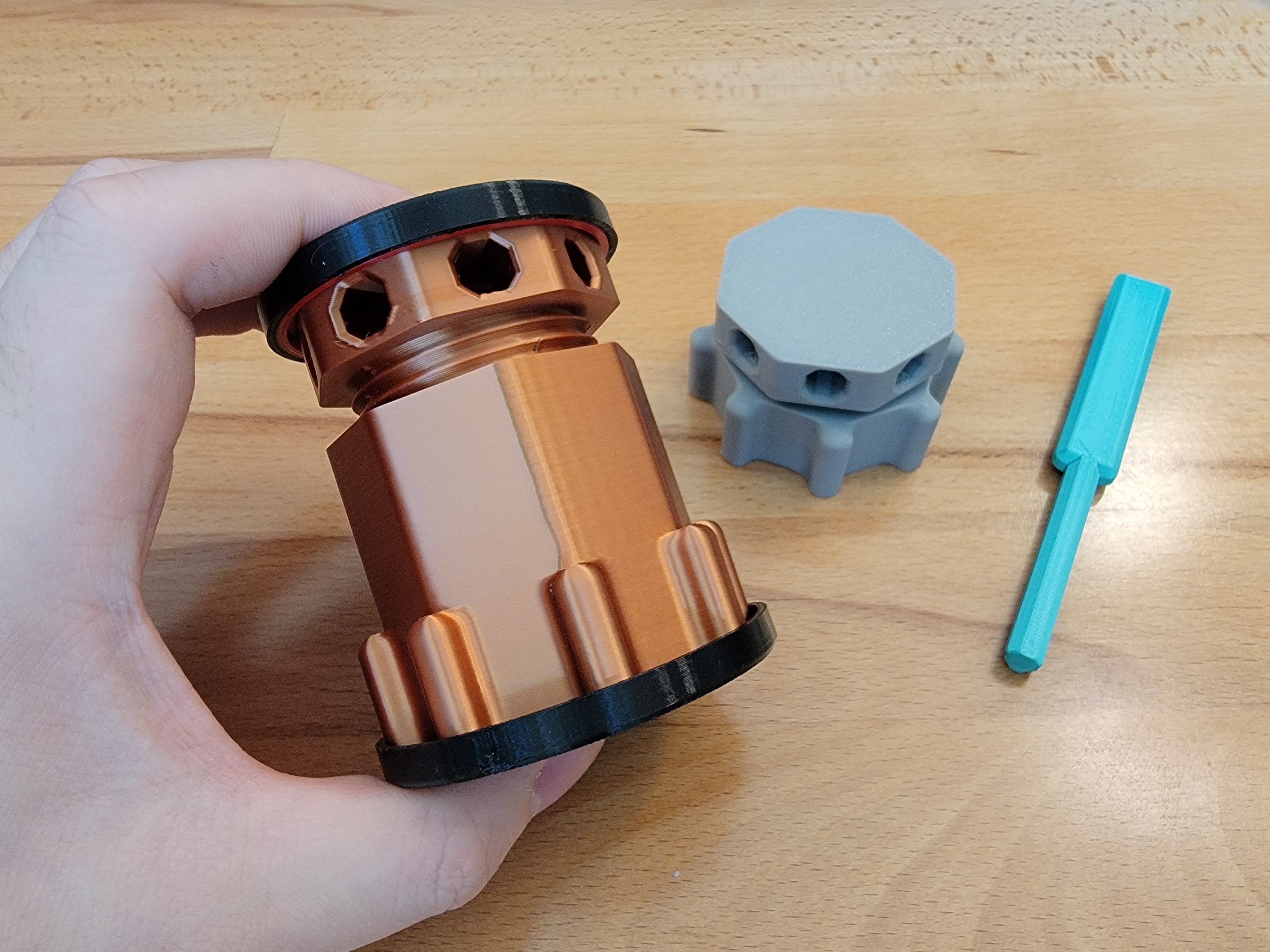 Rotating TPU Endcaps for Adjustable Height Support
