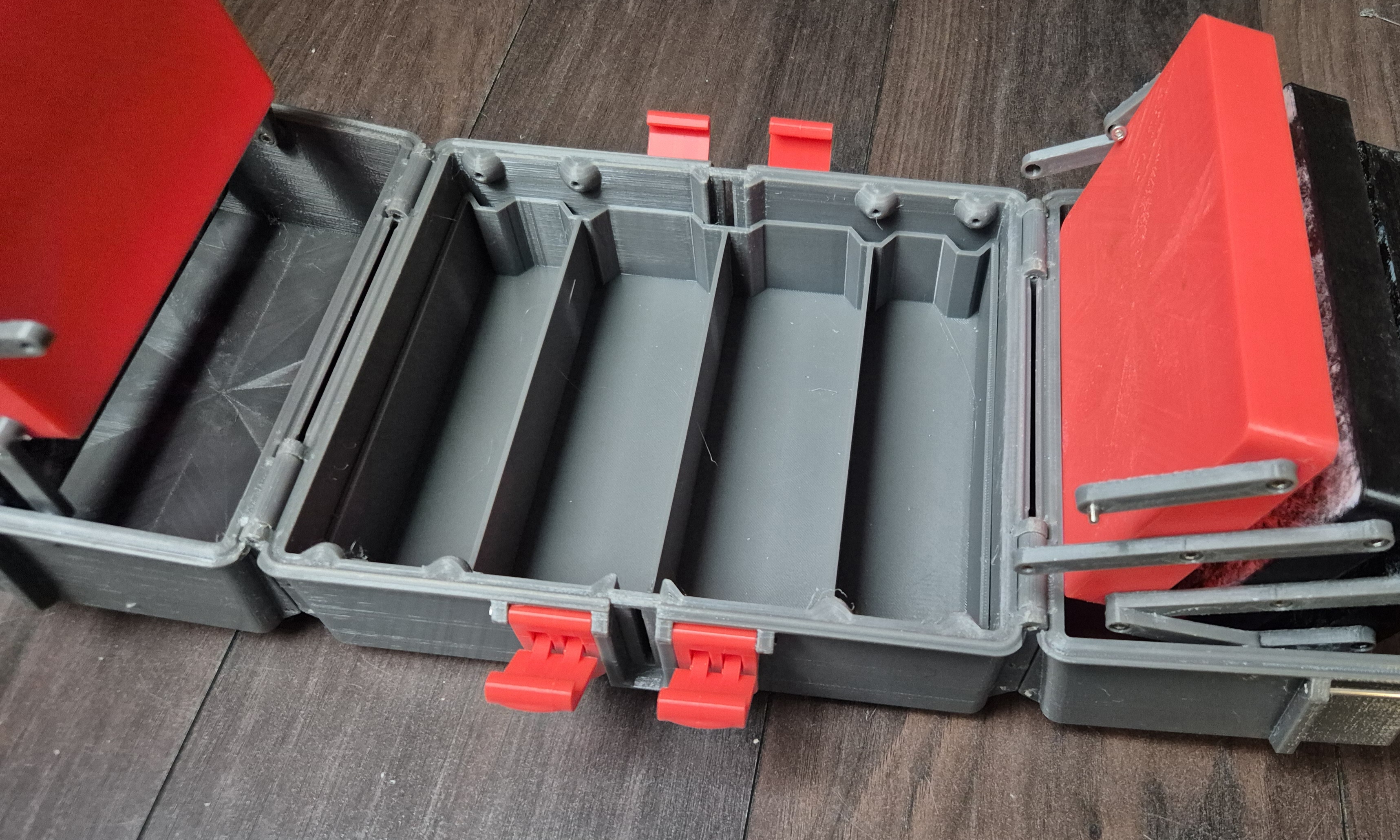 Bottom Inlays/Divider for Doublecantilever SBox by M.Fanta 3D model thumbnail