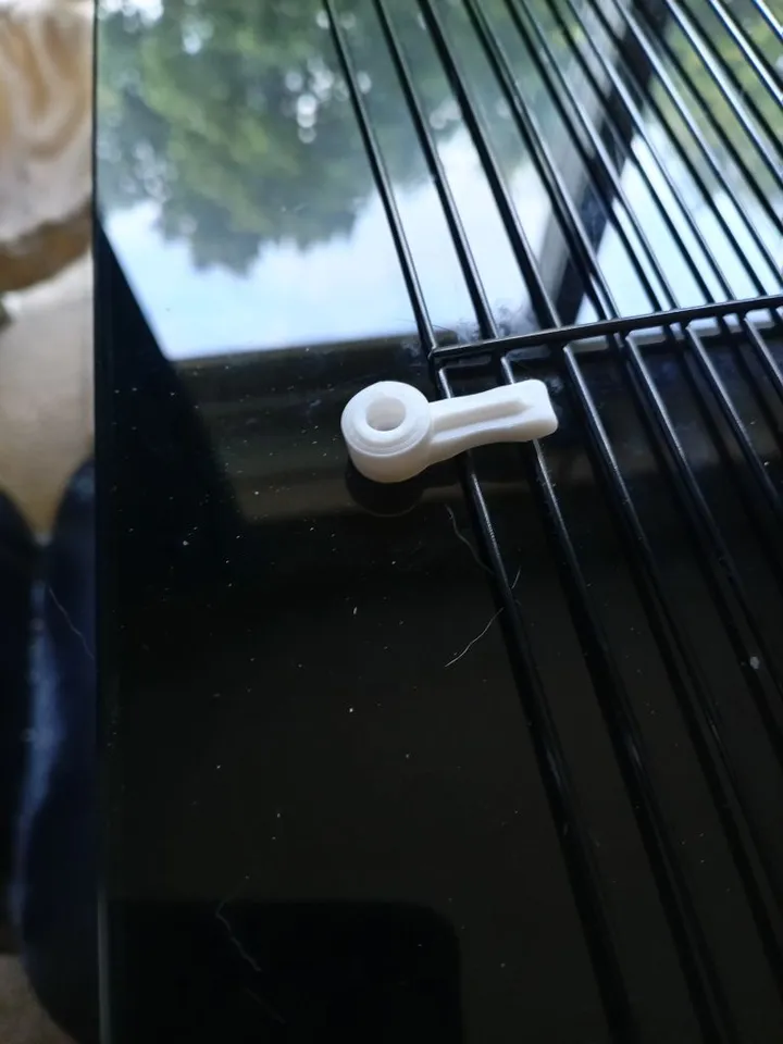 Stunning Latch Key Model Big Bird Cage image