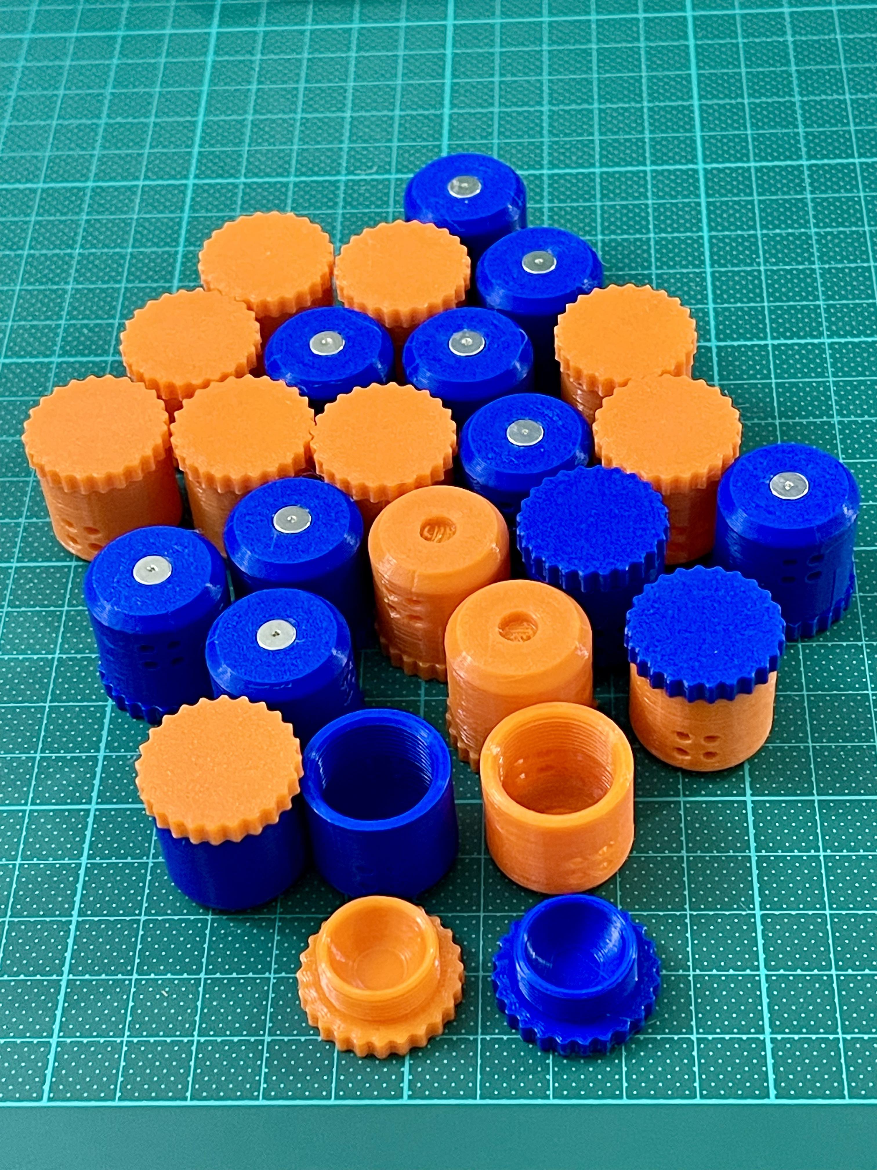 Magnetic Dog Scent Training Capsule