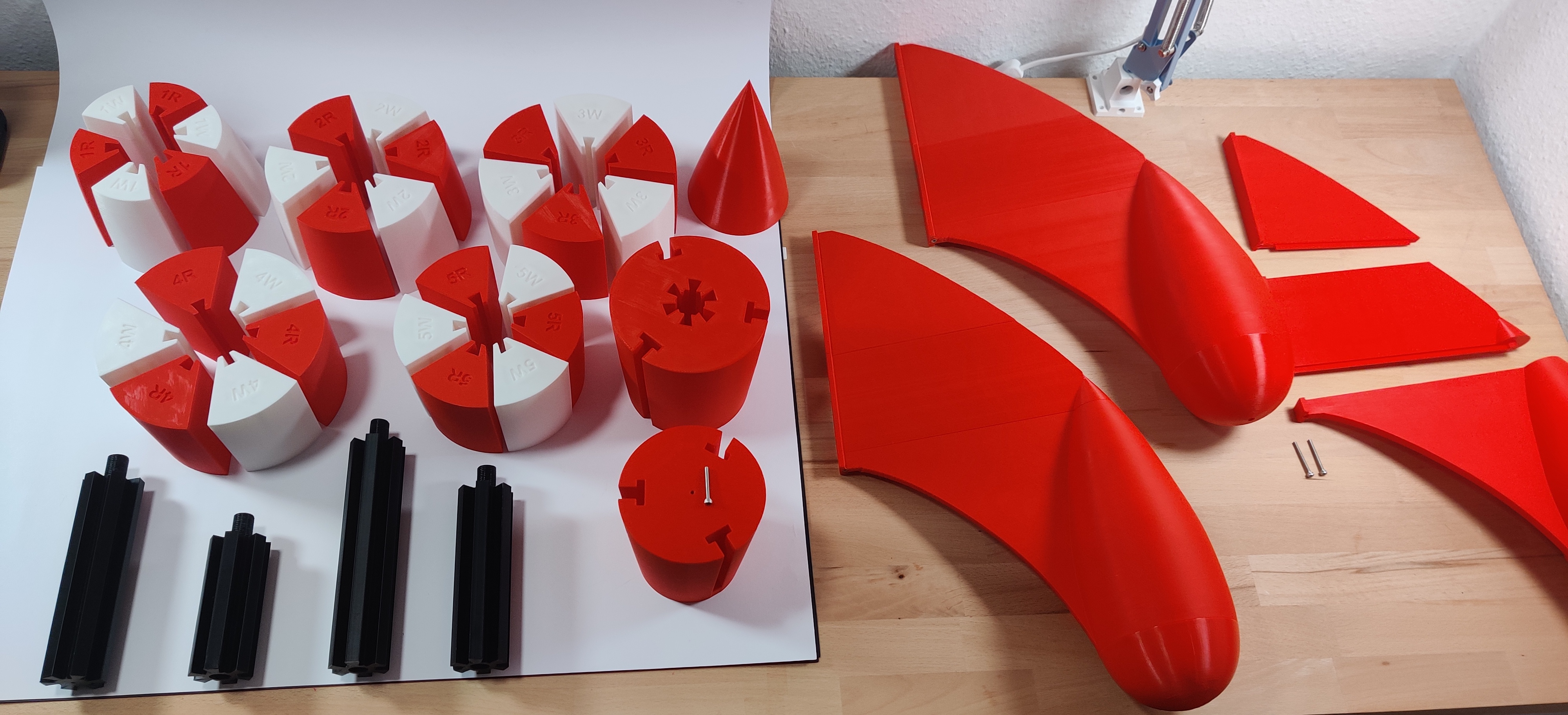 Miniatura 5 do modelo 3D Moon Rocket V2