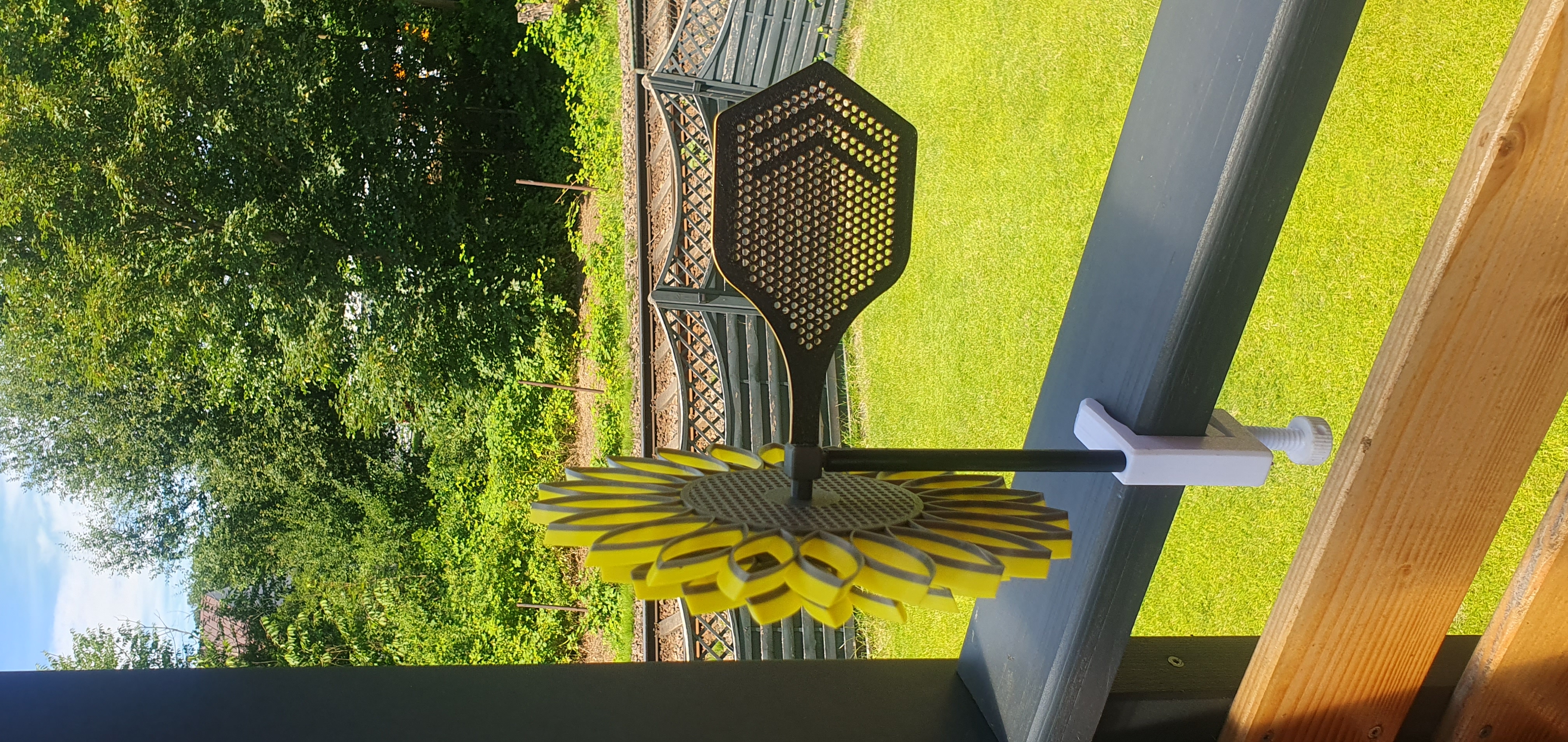 Sunflower Windmill 240mm