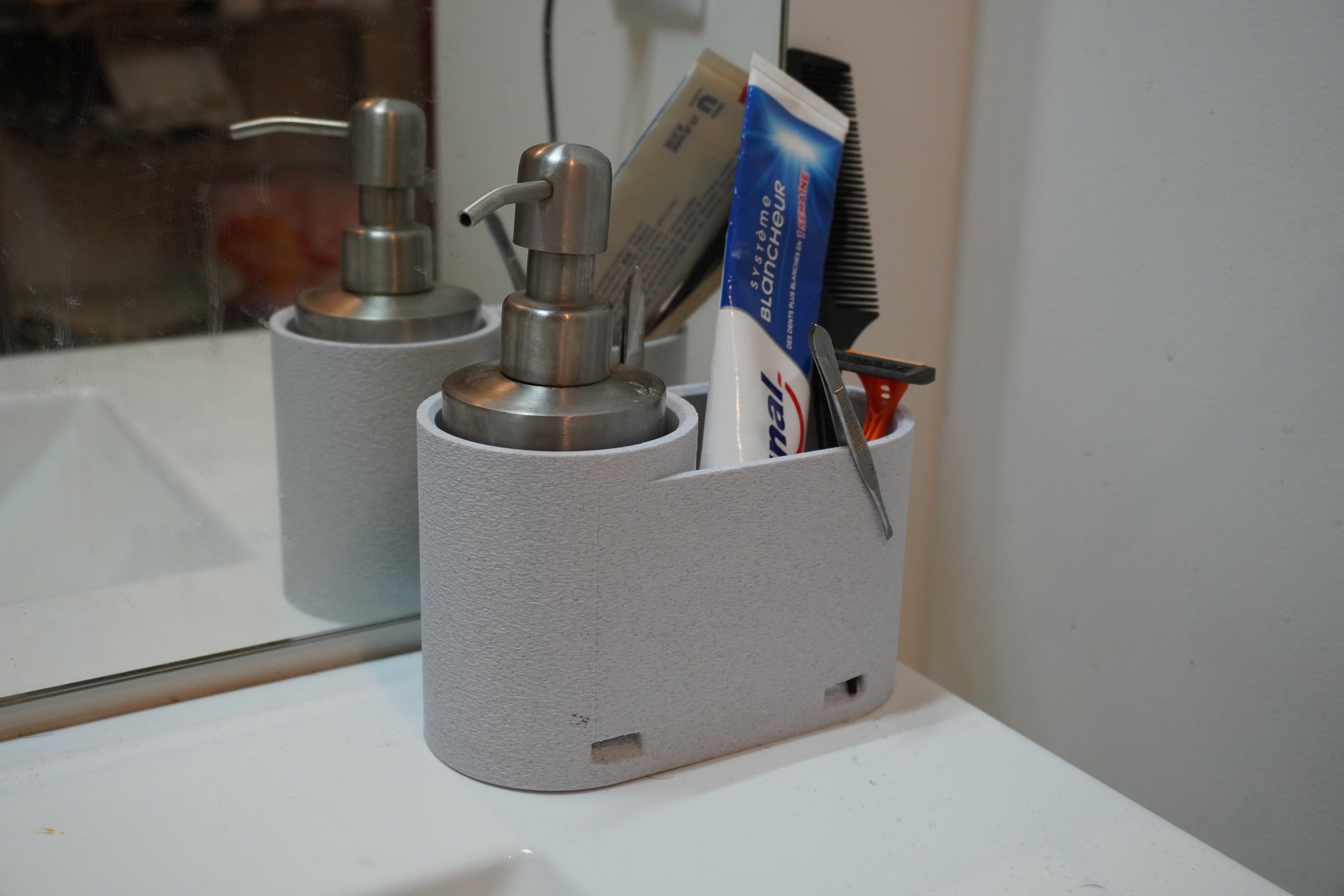 Oval organizer – all purpose or sink soap dispenser & accessory holder with drainage holes