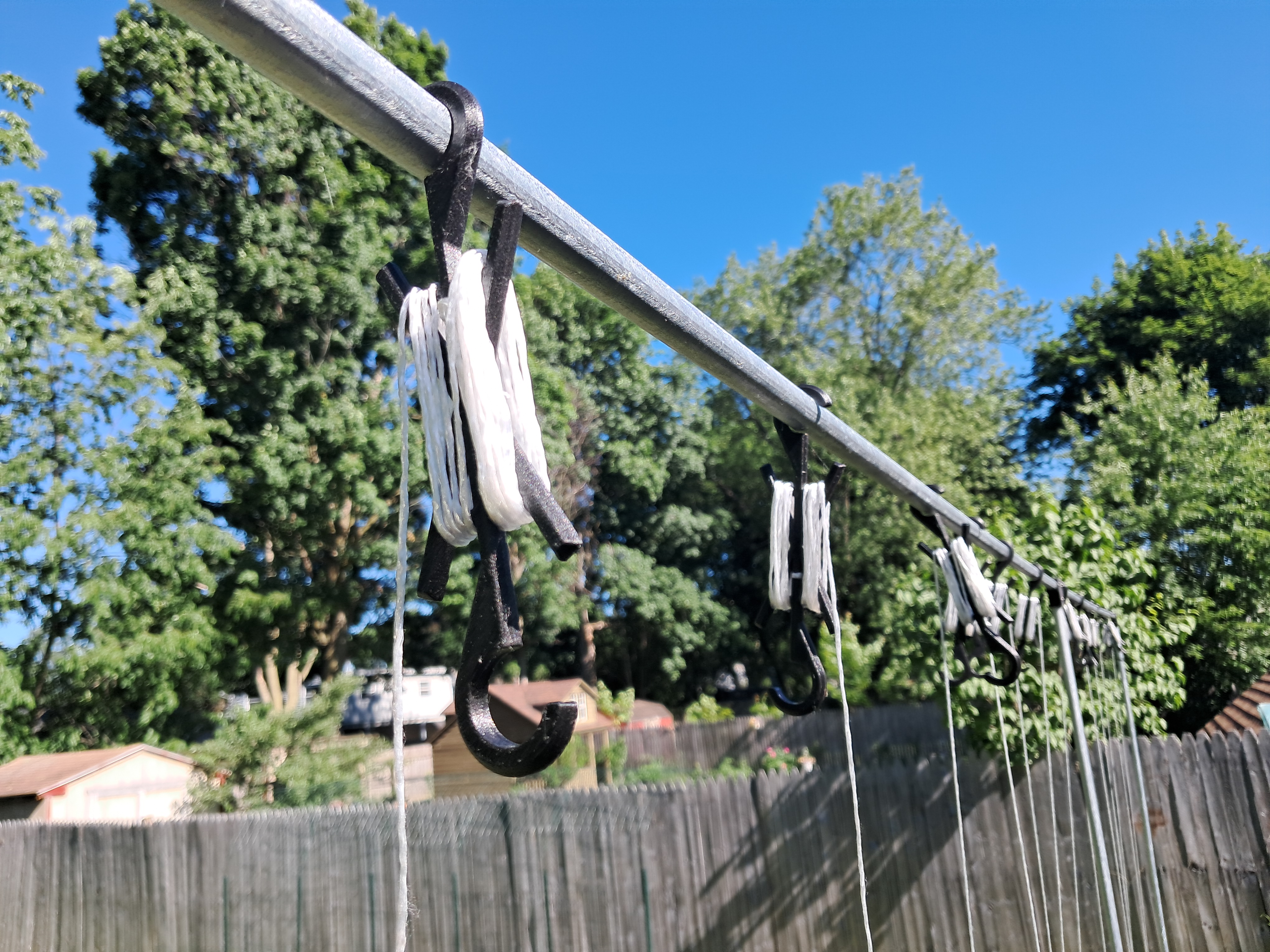 Tomato Hooks, Plant Trellis Support, Adjustable Hanging String Clips
