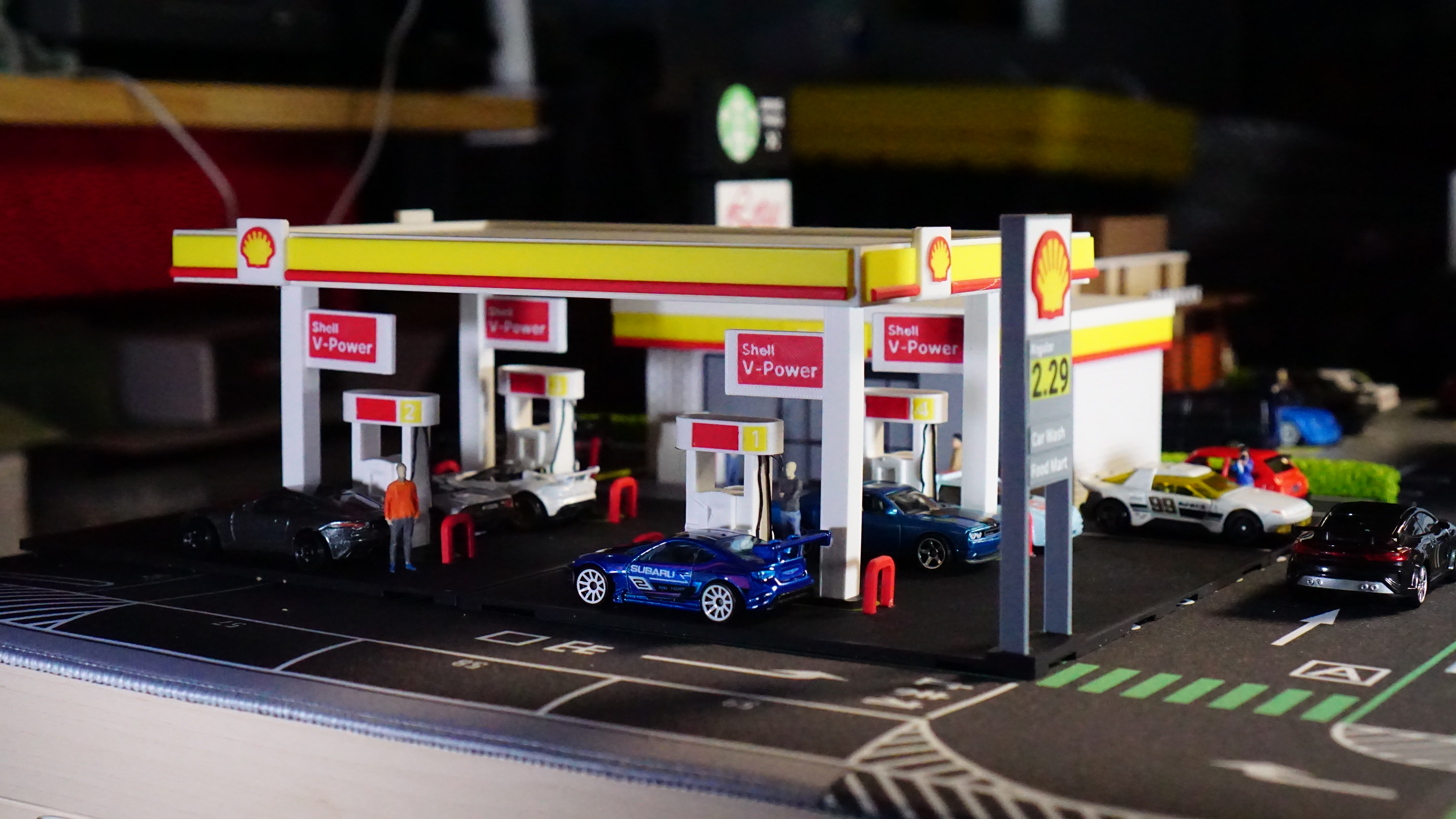 Shell Gas Station Model Set - 1:64 Scale Diorama — thumbnail 11