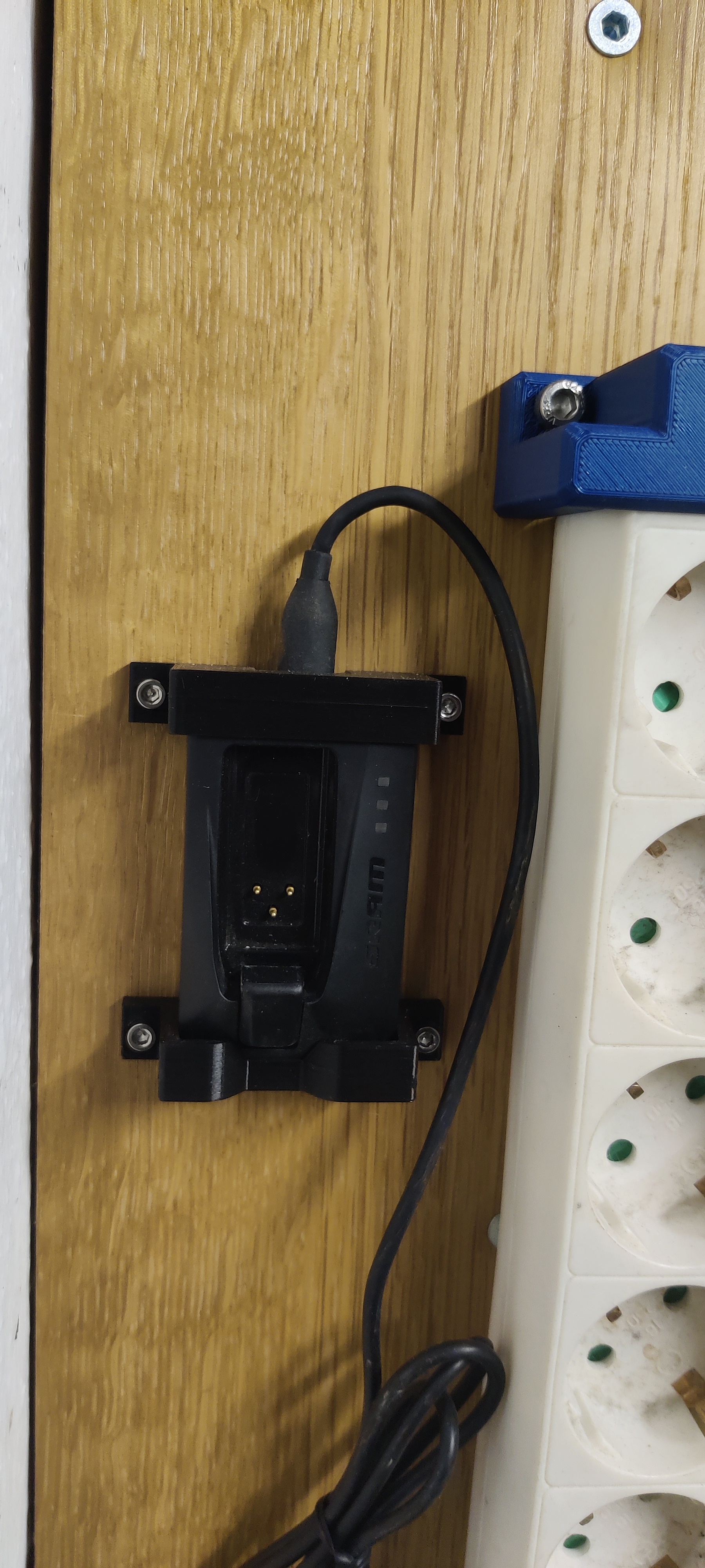 SRAM AXS charger wall mount