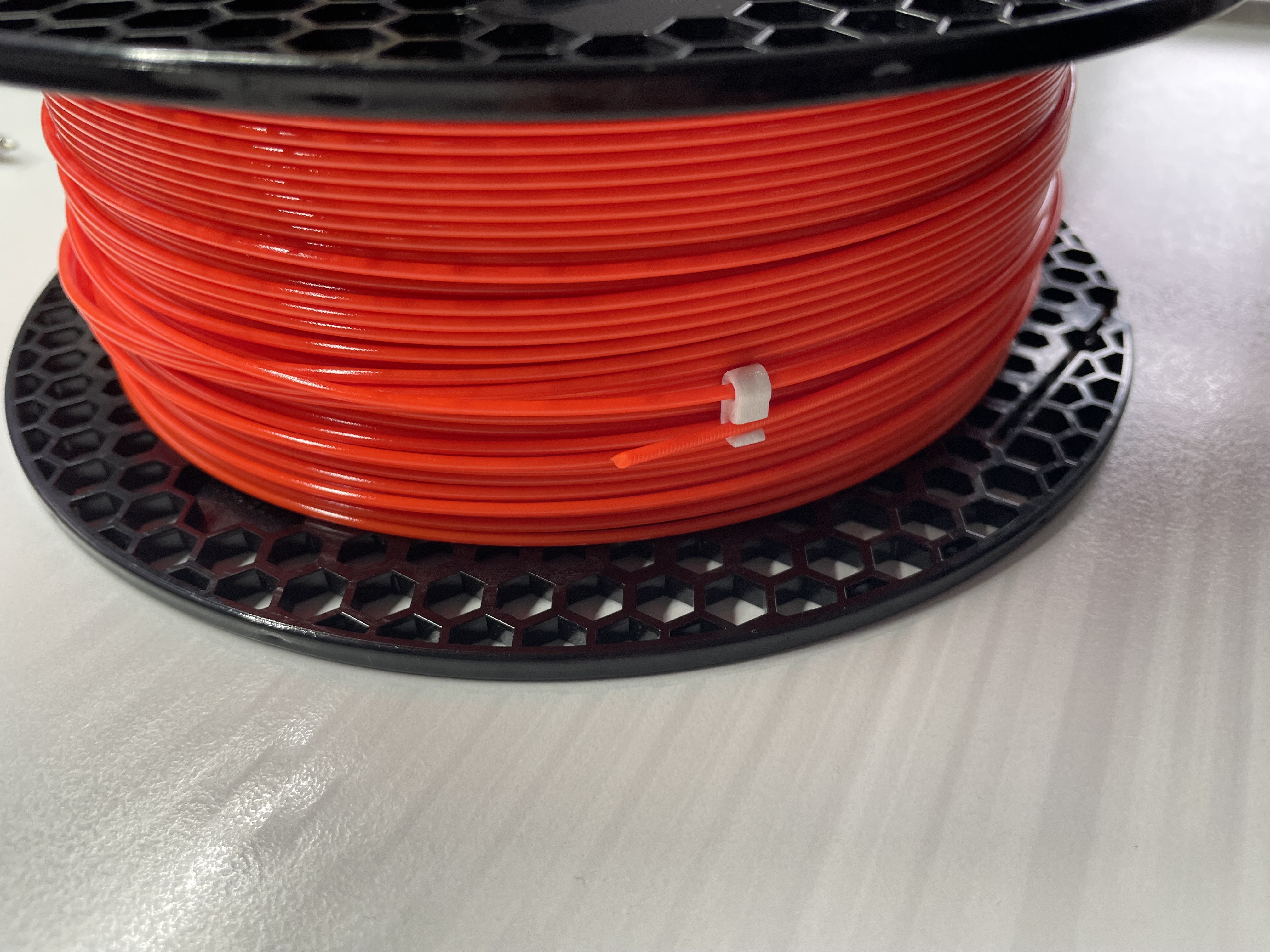 Tiny filament clip ( a bug's choice)
