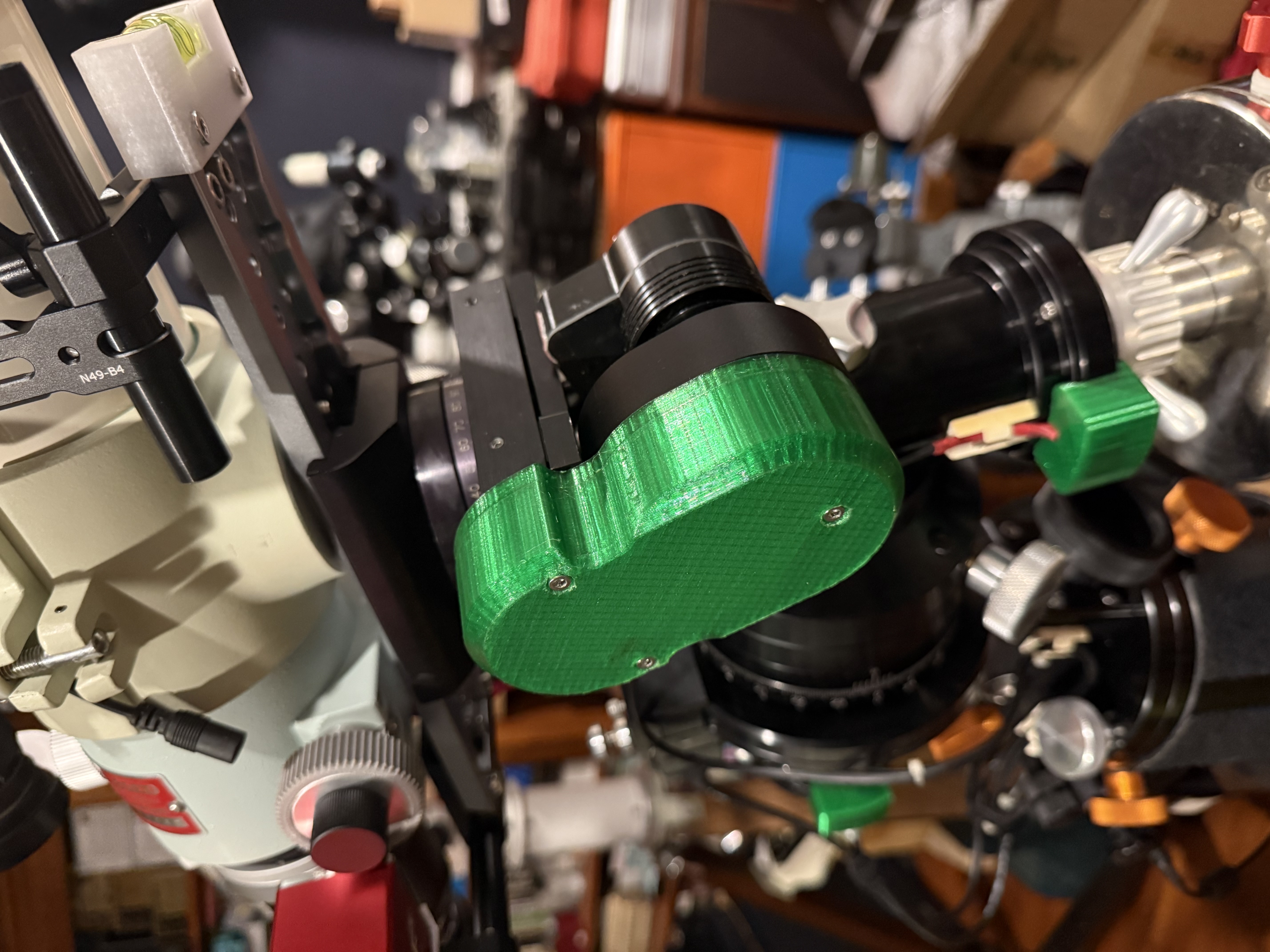 Tuck-in motor modification for Losmandy G11 equatorial mount