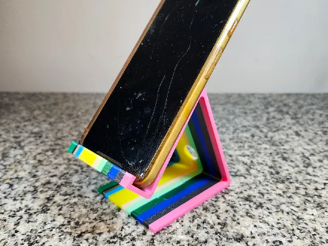 Simple Phone Stand