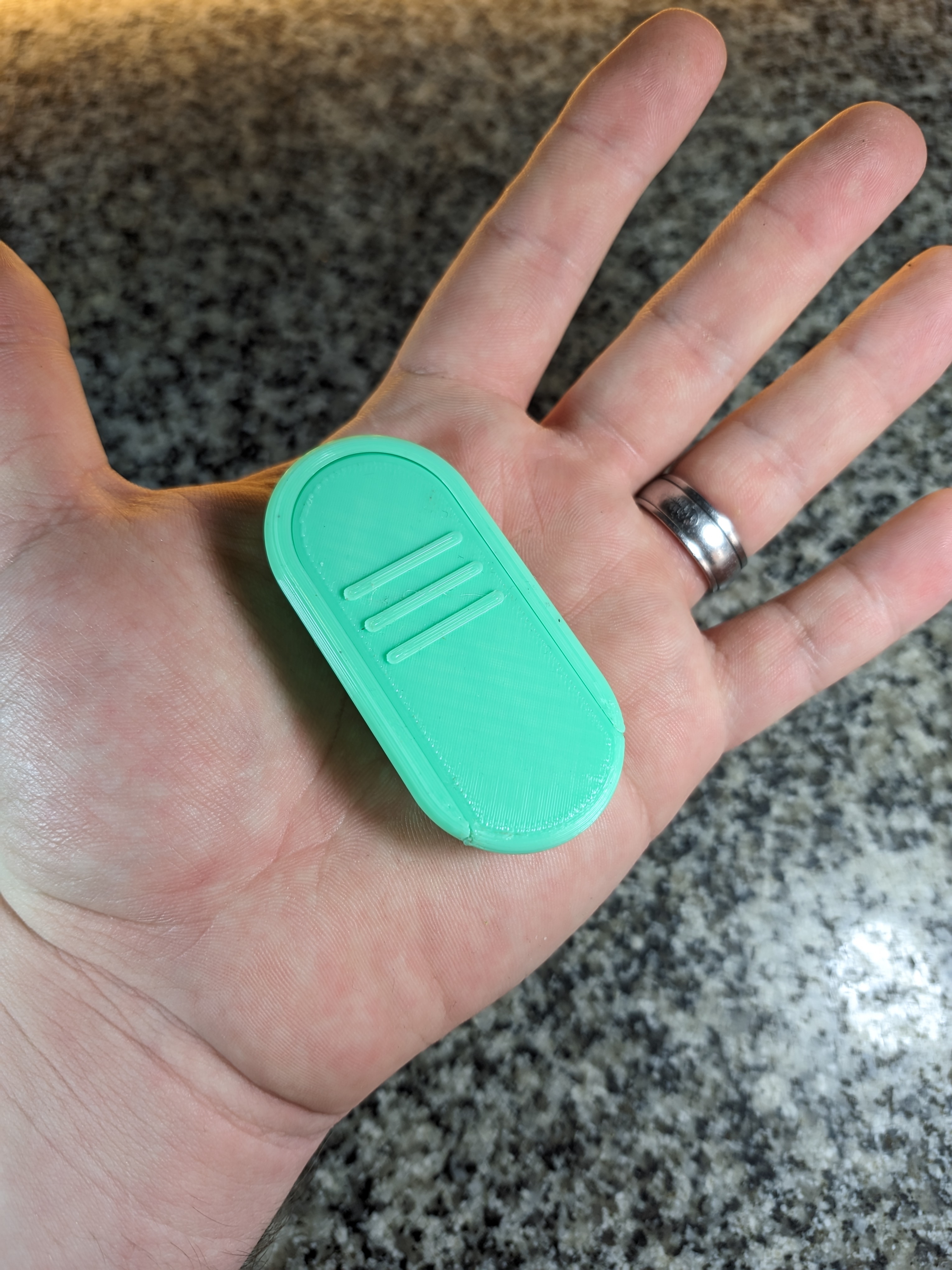 Miniatura 5 do modelo 3D Simple Pill Box
