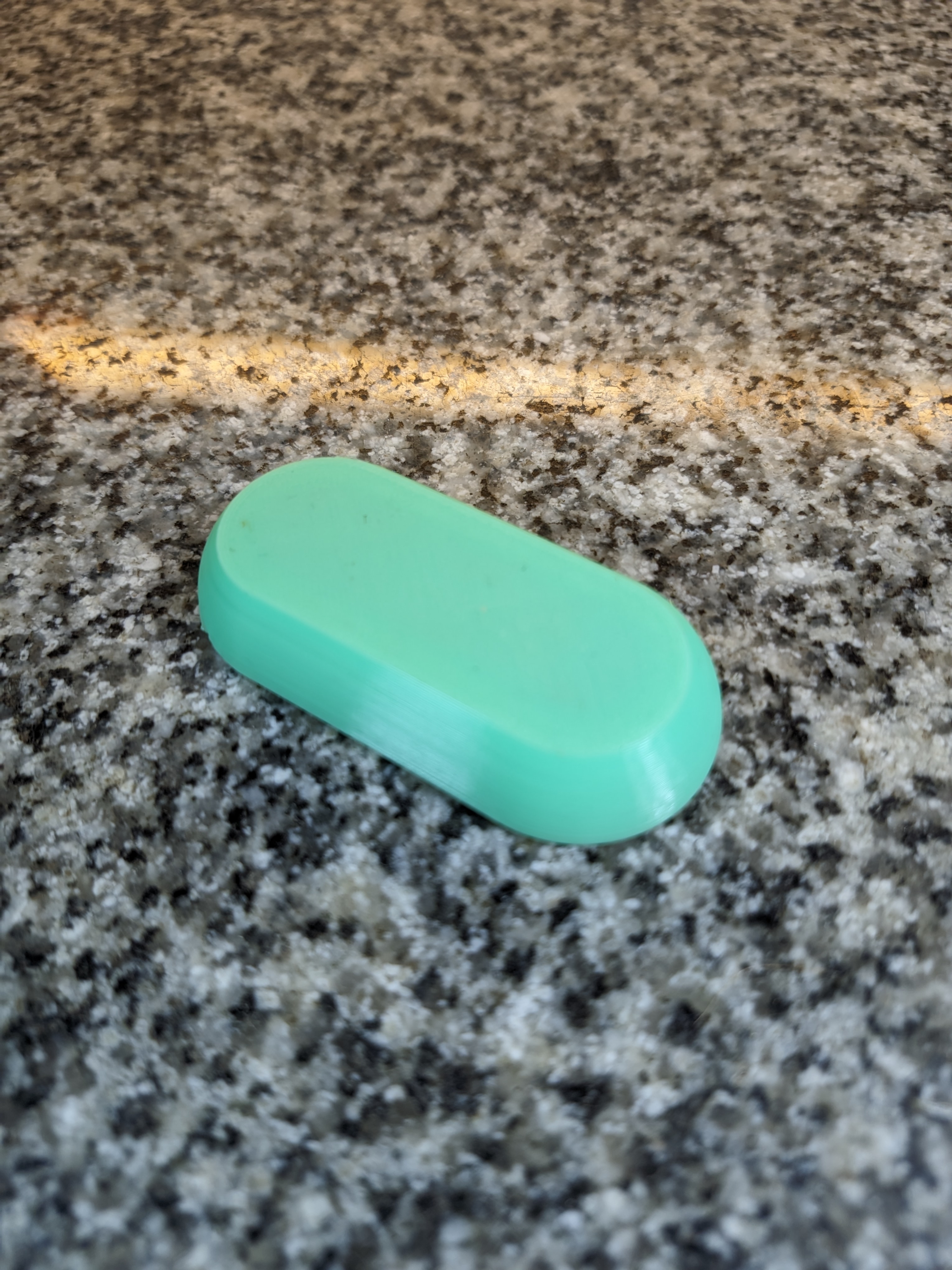 Miniatura 4 do modelo 3D Simple Pill Box