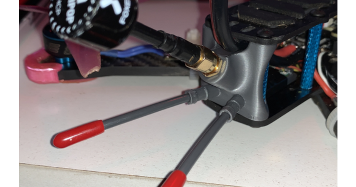 CL1 Alternative Antenna Mount by jstnb Download free STL model