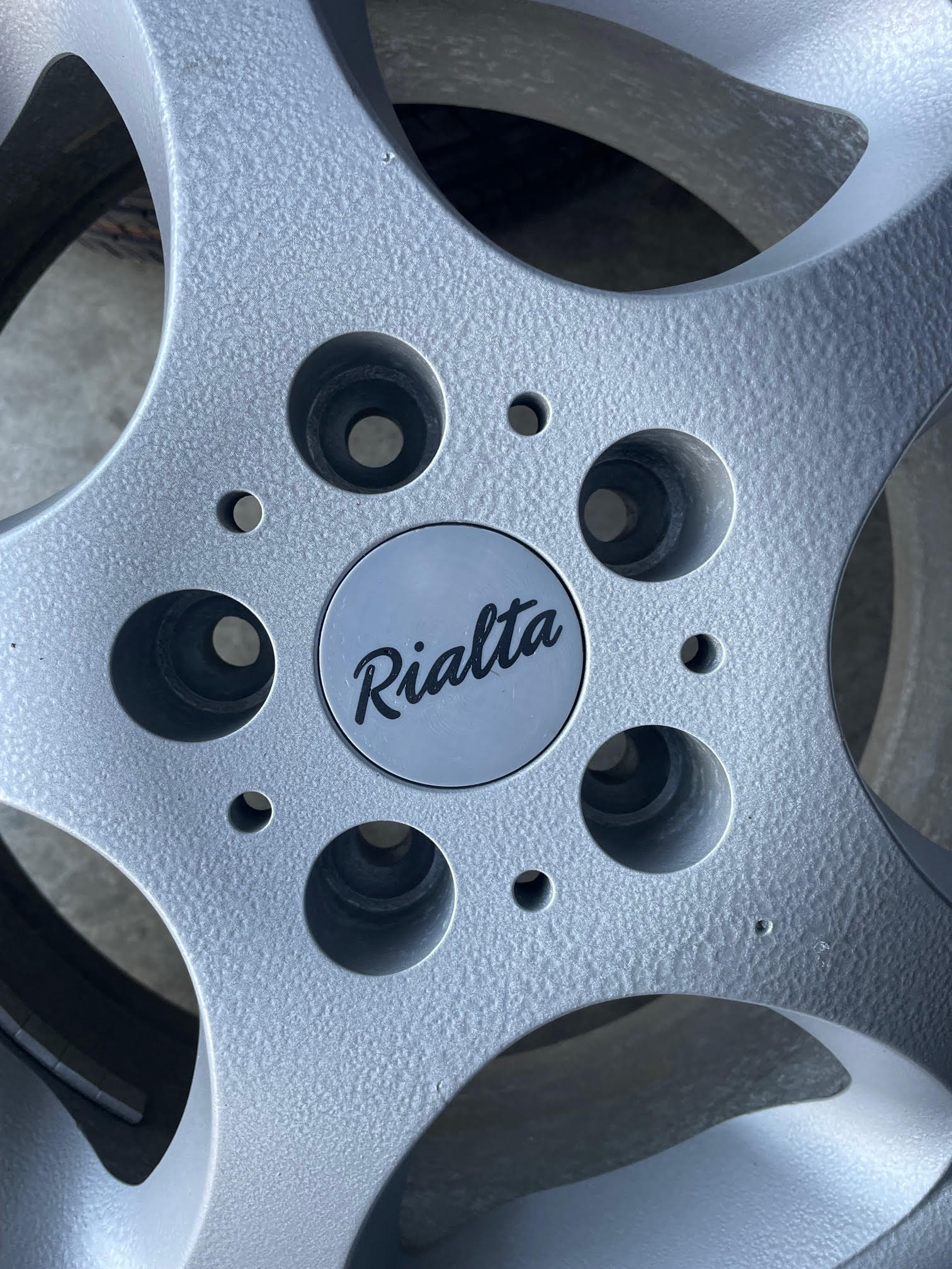Rialta Alloy Rim Center Hub