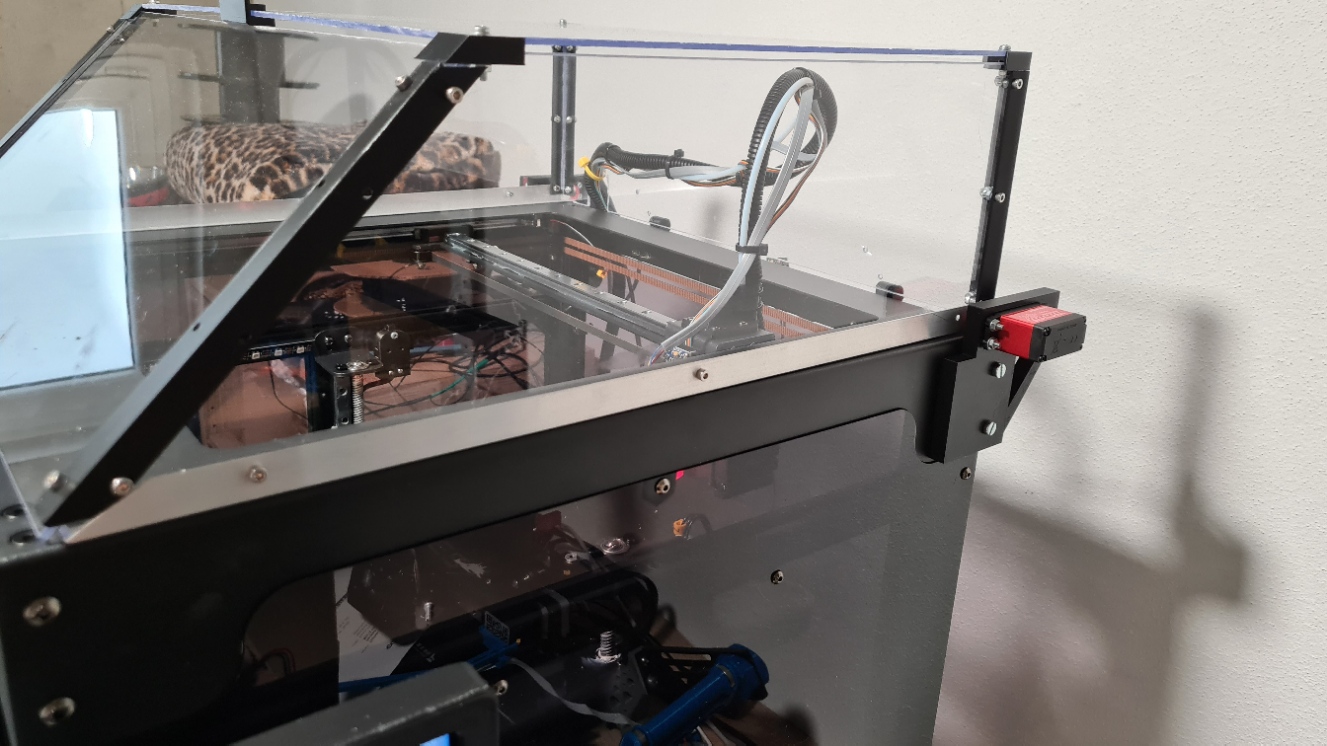 Sapphire Plus Enclosure Servo holder