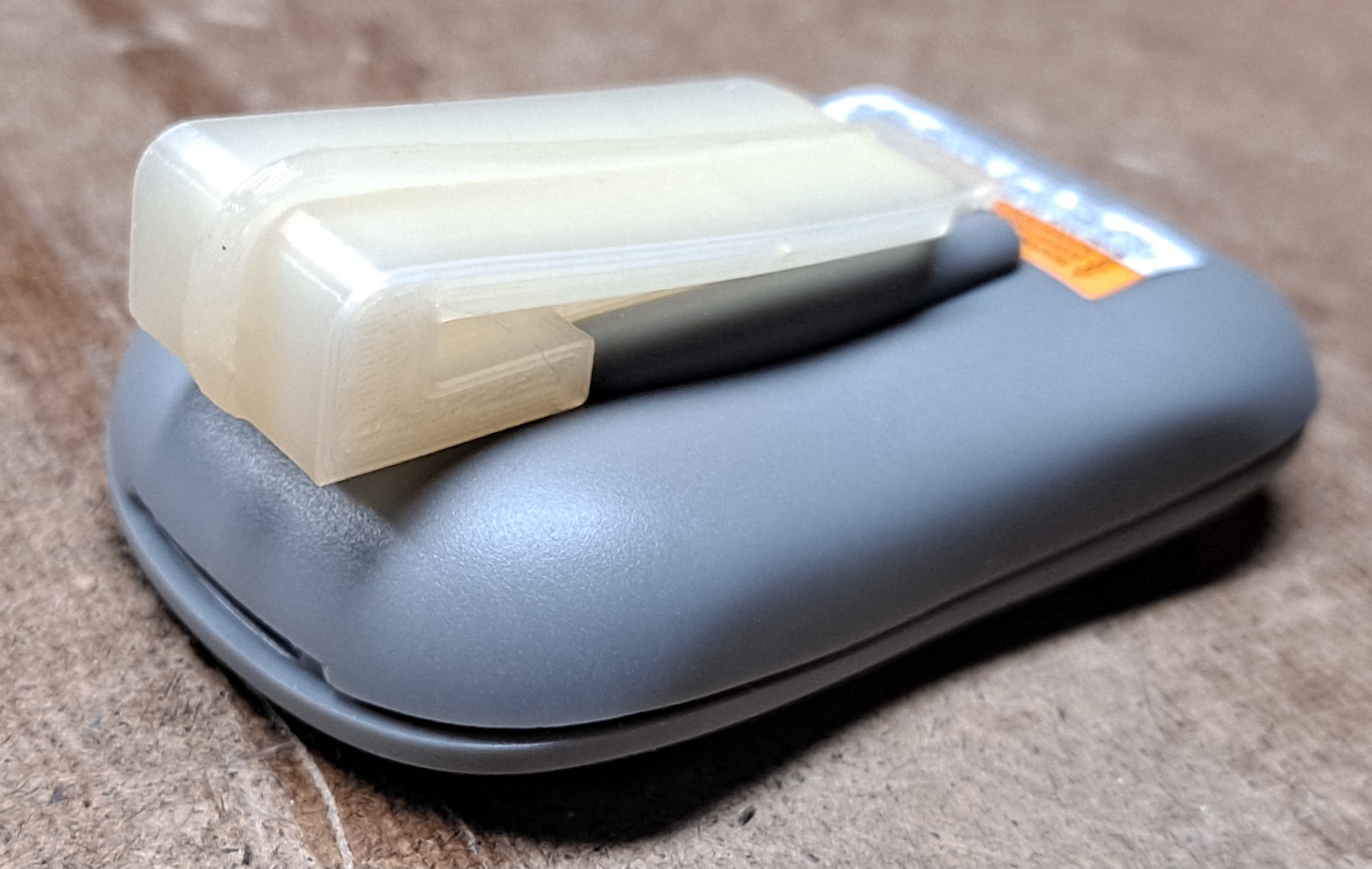 Garage door remote clip — thumbnail 3