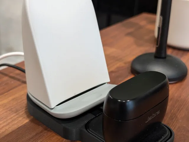 Google Pixel Stand 2 and Earbuds Charging Dock