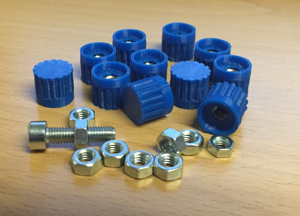 Insulating nut cap M5