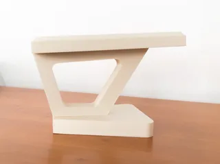 Footstool for guitarists, parametrizable