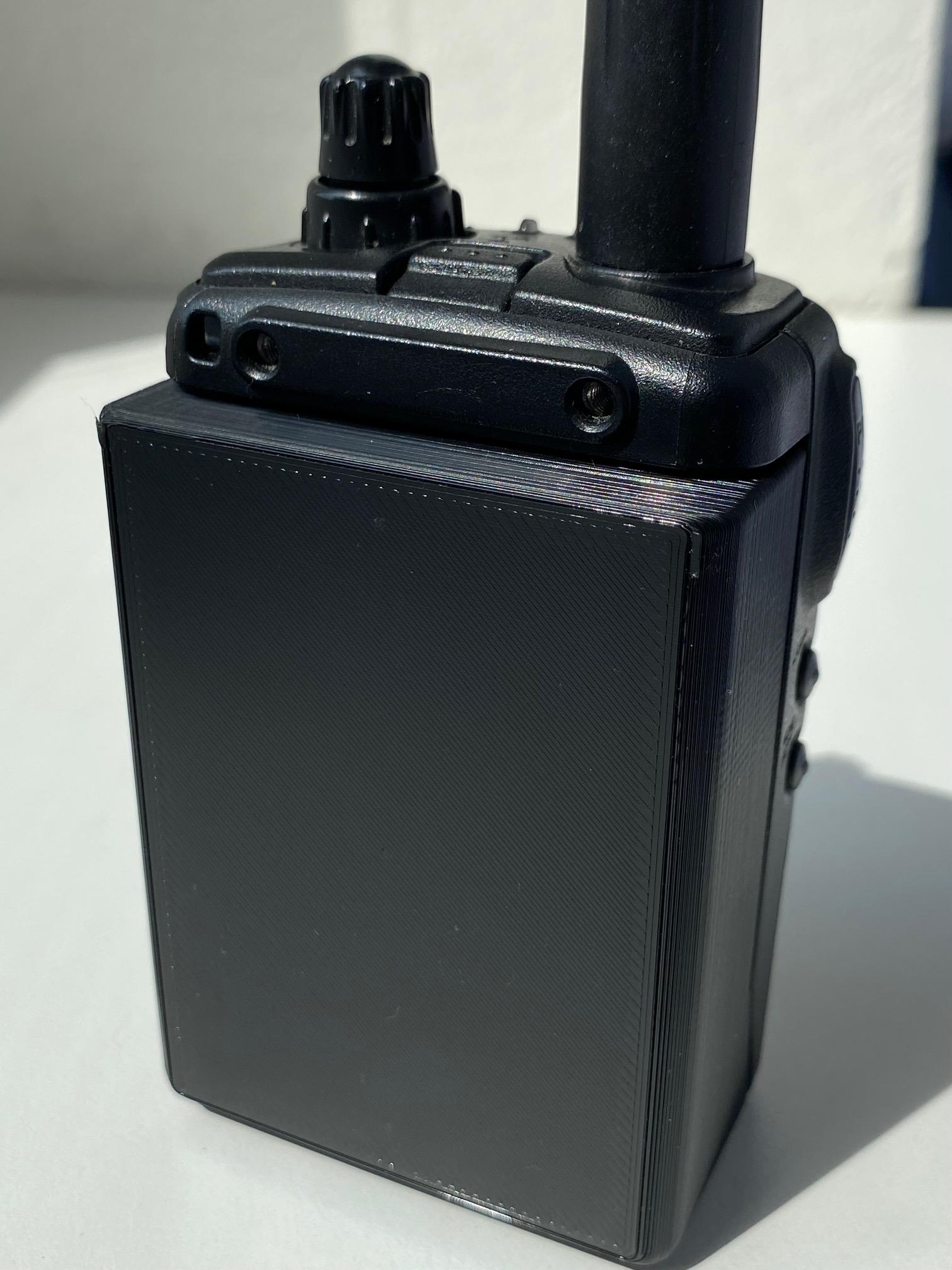Battery case for Kenwood TH-F7