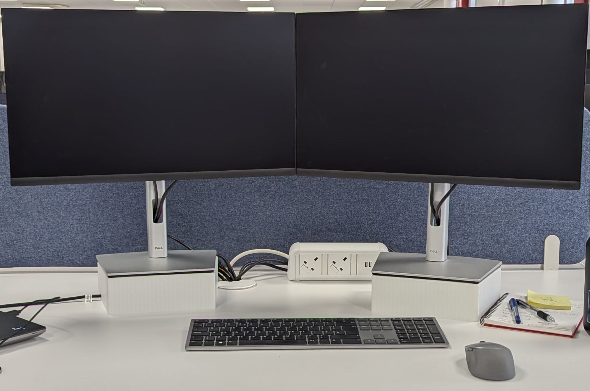 Dell Monitor Stand & Integrated Dock - 70mm Rise