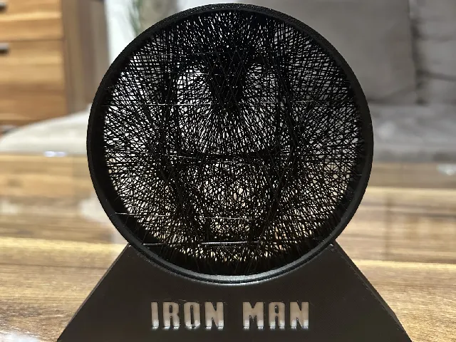 IRON MAN STRING-ART / DECORATION / MARVEL