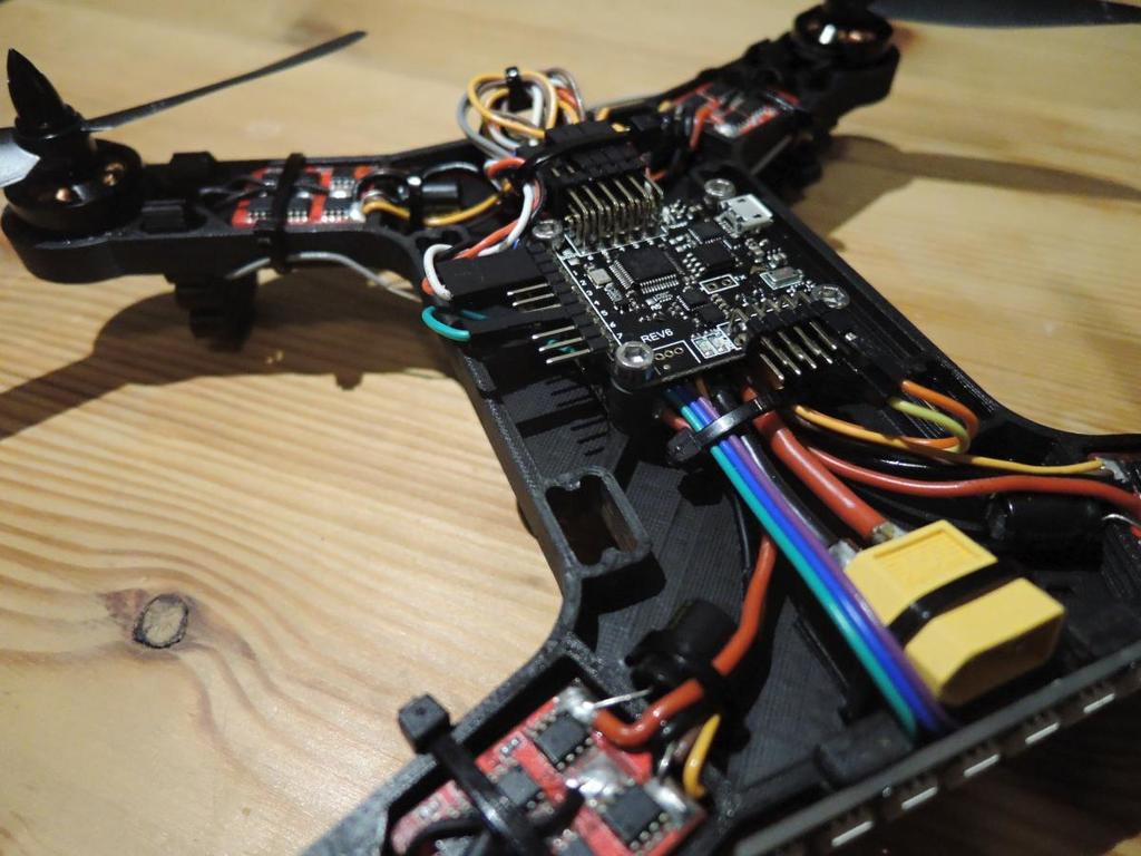 Mini H-Quadcopter — miniatura 3