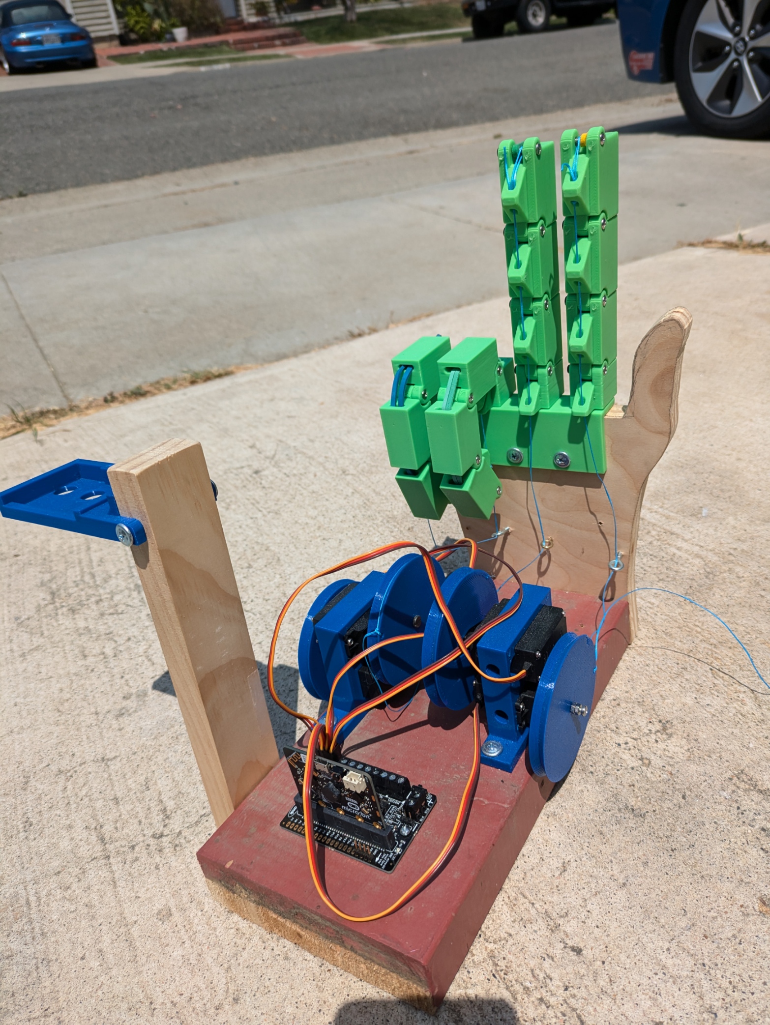 Simple Robotic Hand