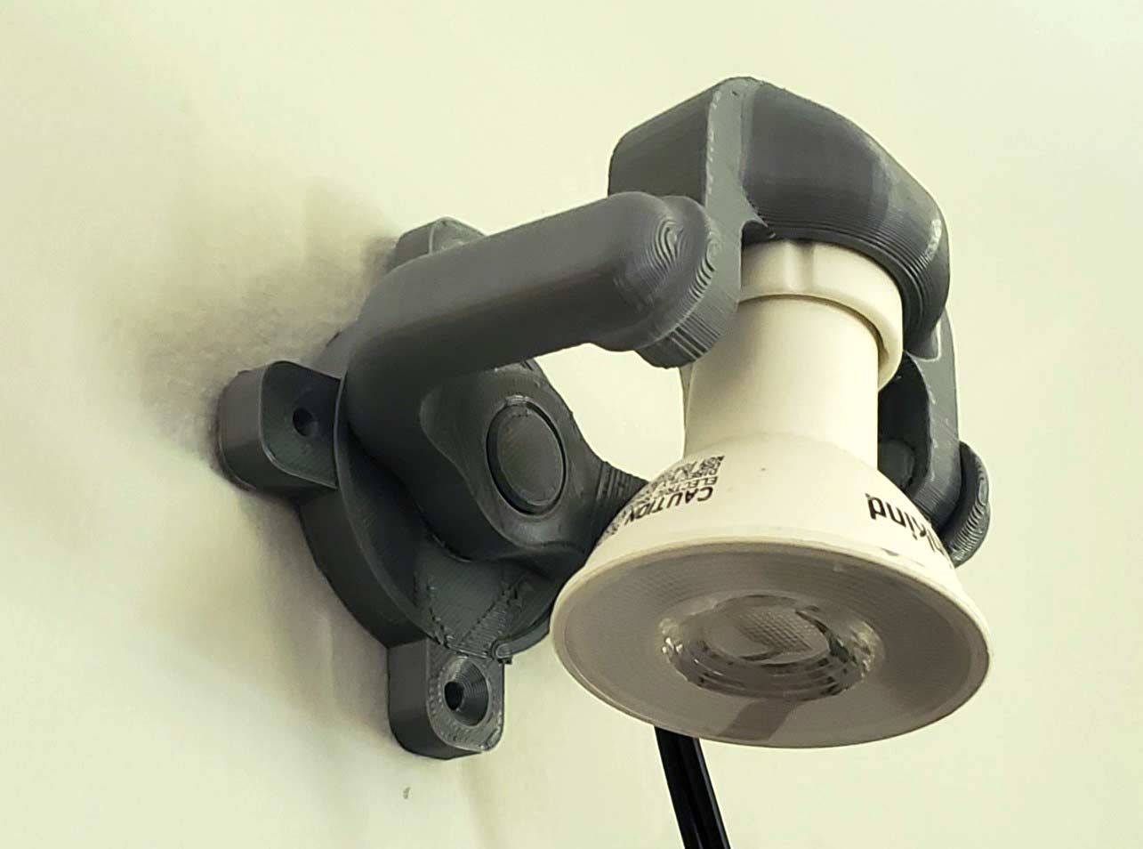 GU10 Swiveling Light Fixture (Print-in-place)