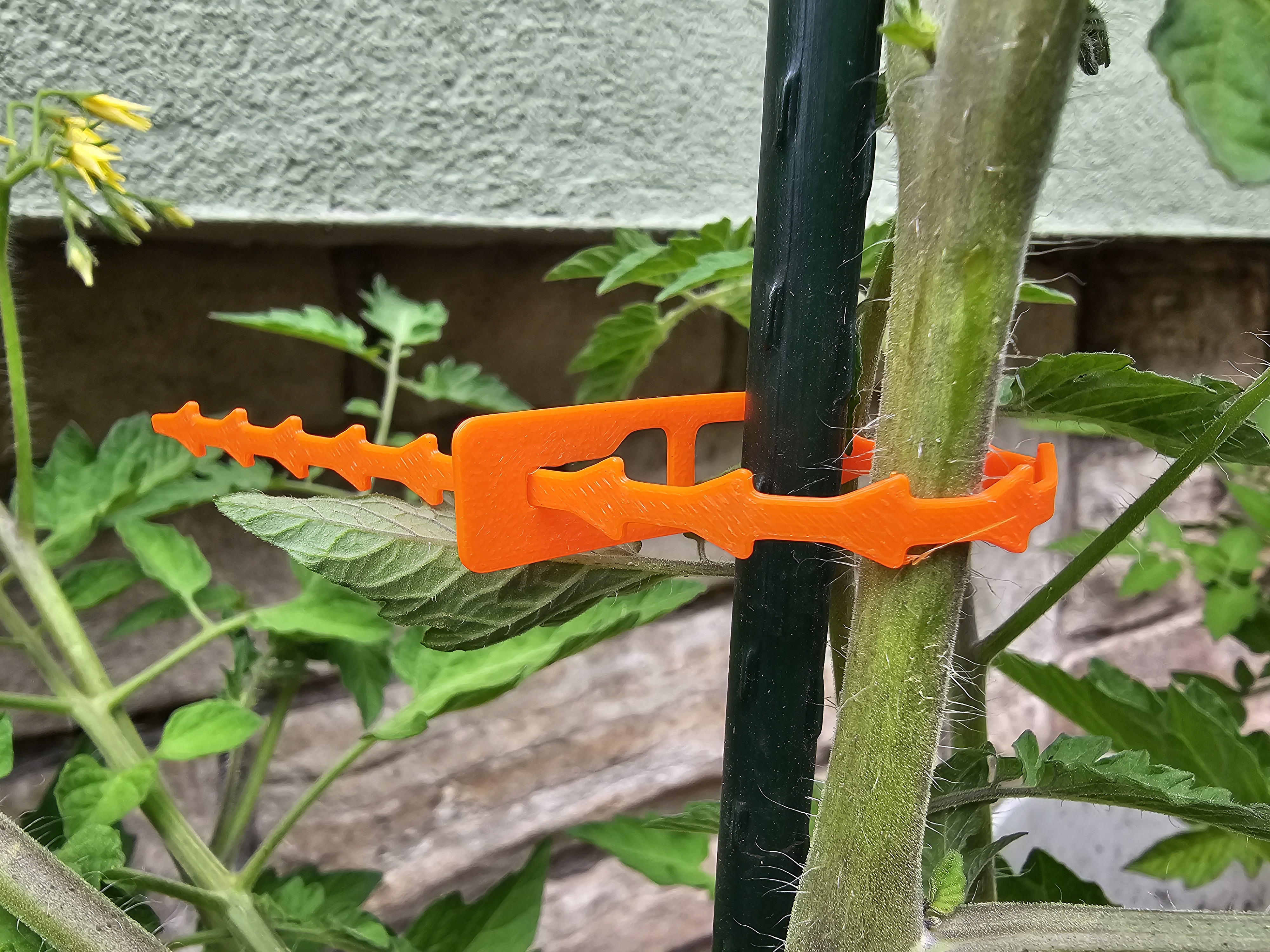Reusable zip tie