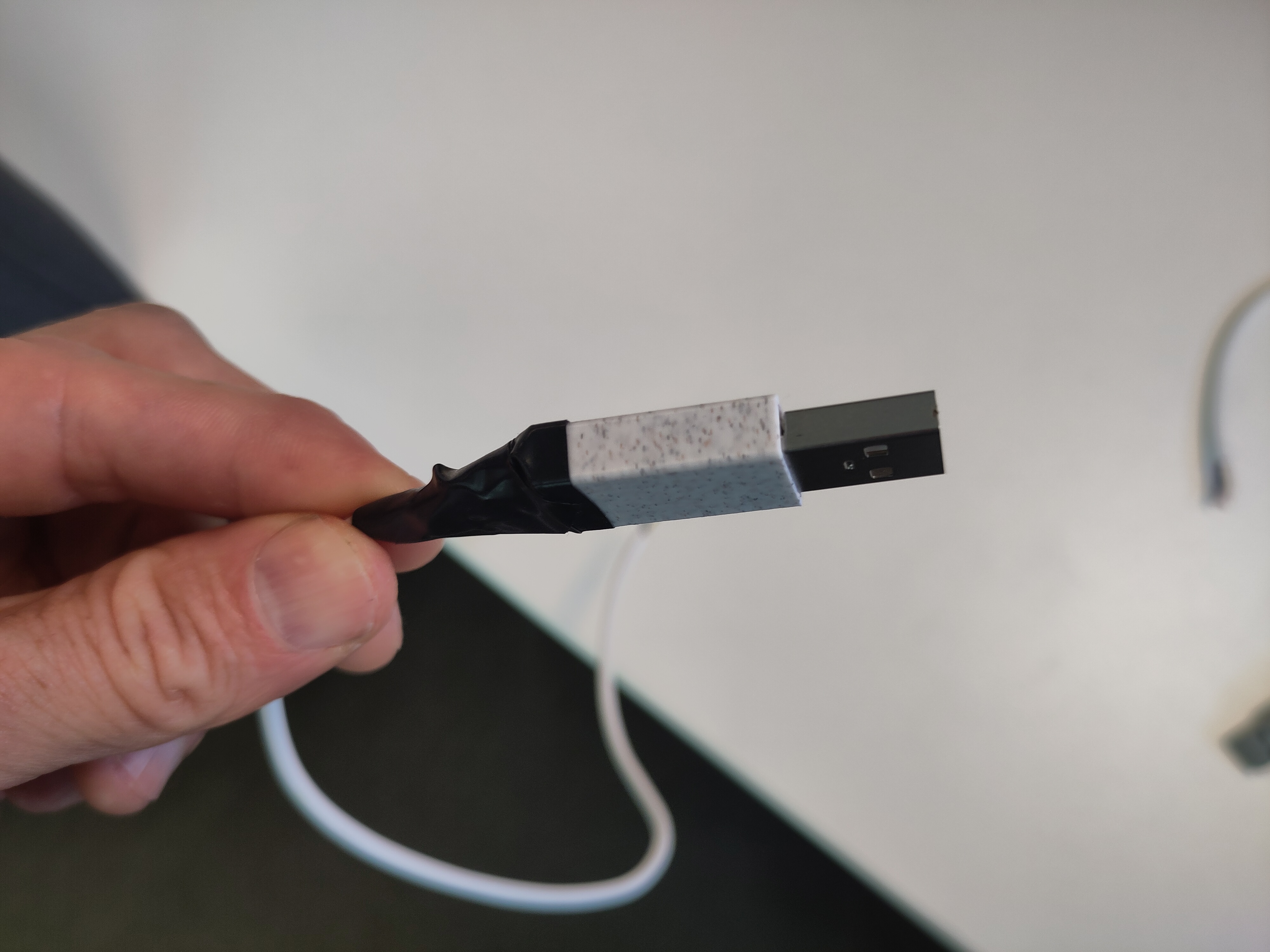 Simple enclosure for an USB<->RS485 adapter, USB-RS485-PCBA