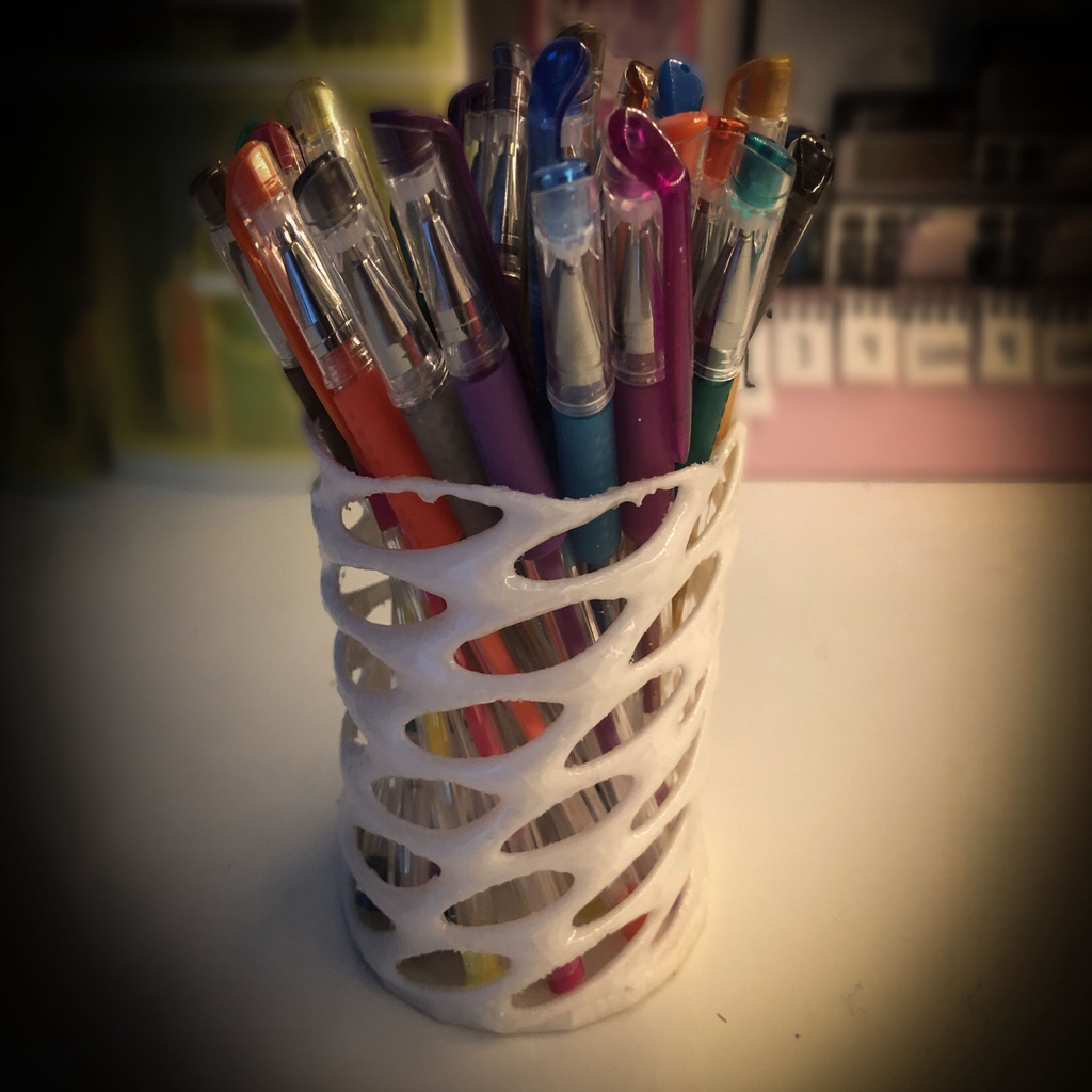 Voronoi pen holder - amazing but difficult by BeppeITA | Download free ...