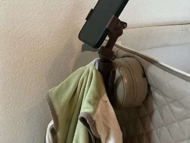 Chicco next2me  phone holder with Plasticlamp and clothes hanger