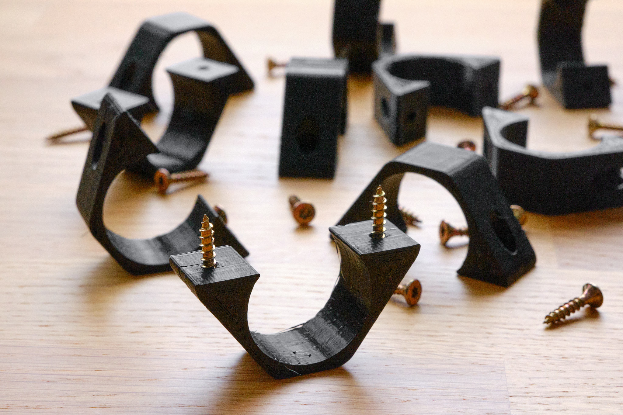 Fully parametric pipe clip