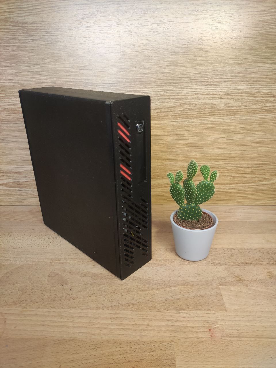 2.9L Compact m-atx / itx pc case