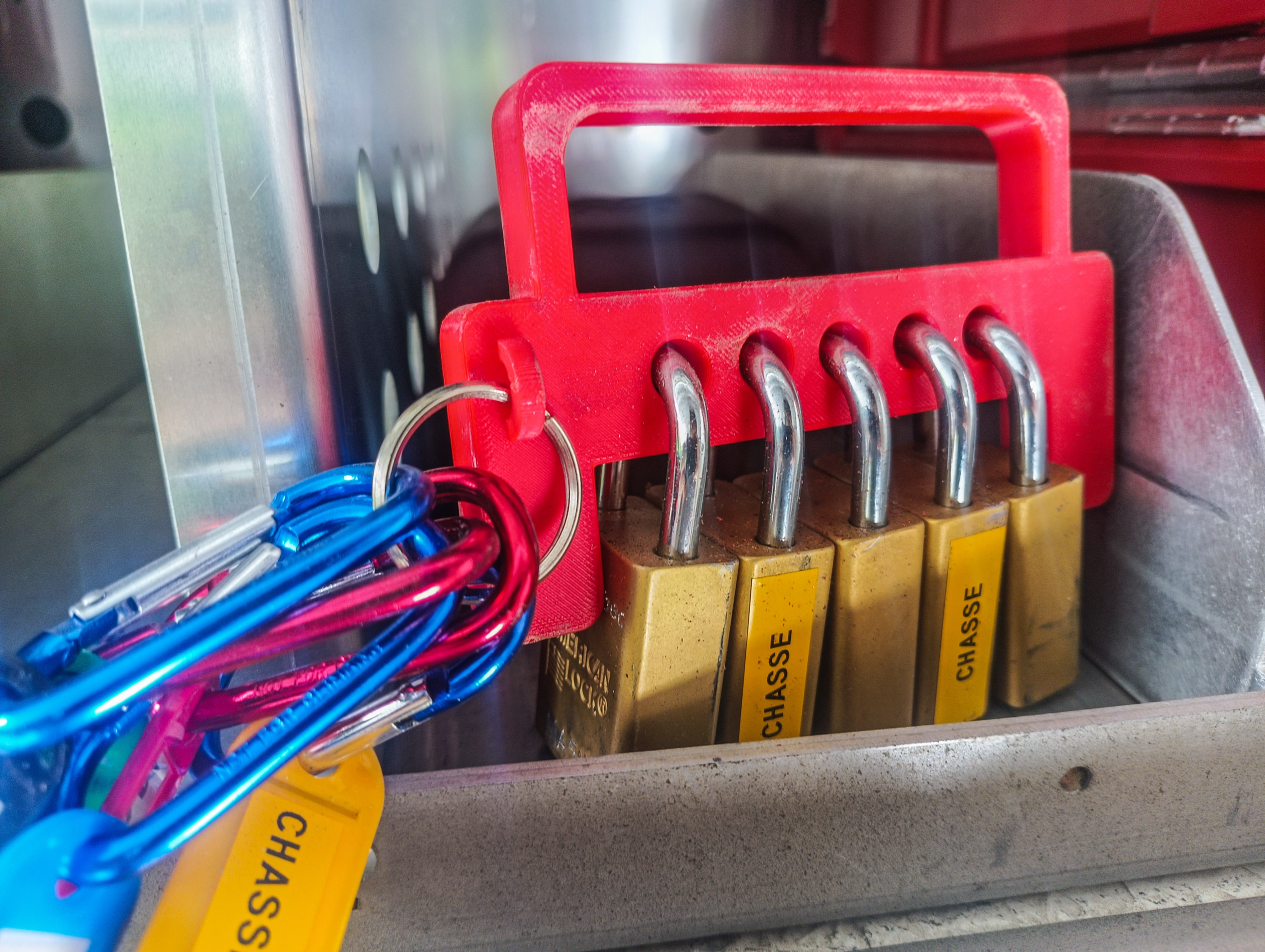Padlock lockout Holder