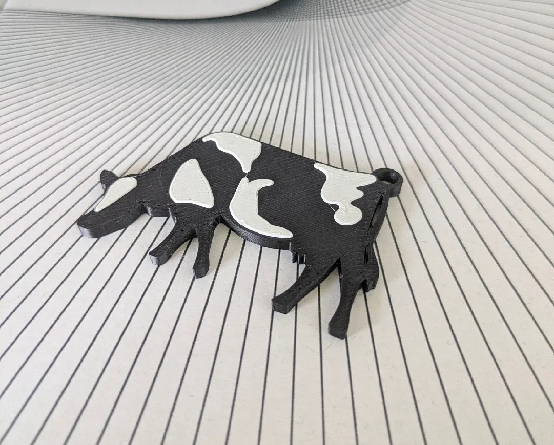 Cow Keychain - Sturdy Tail