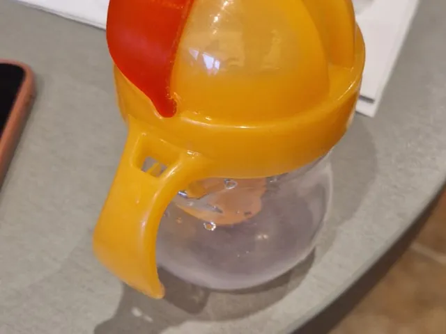 Munchkin bottle cover replacement
