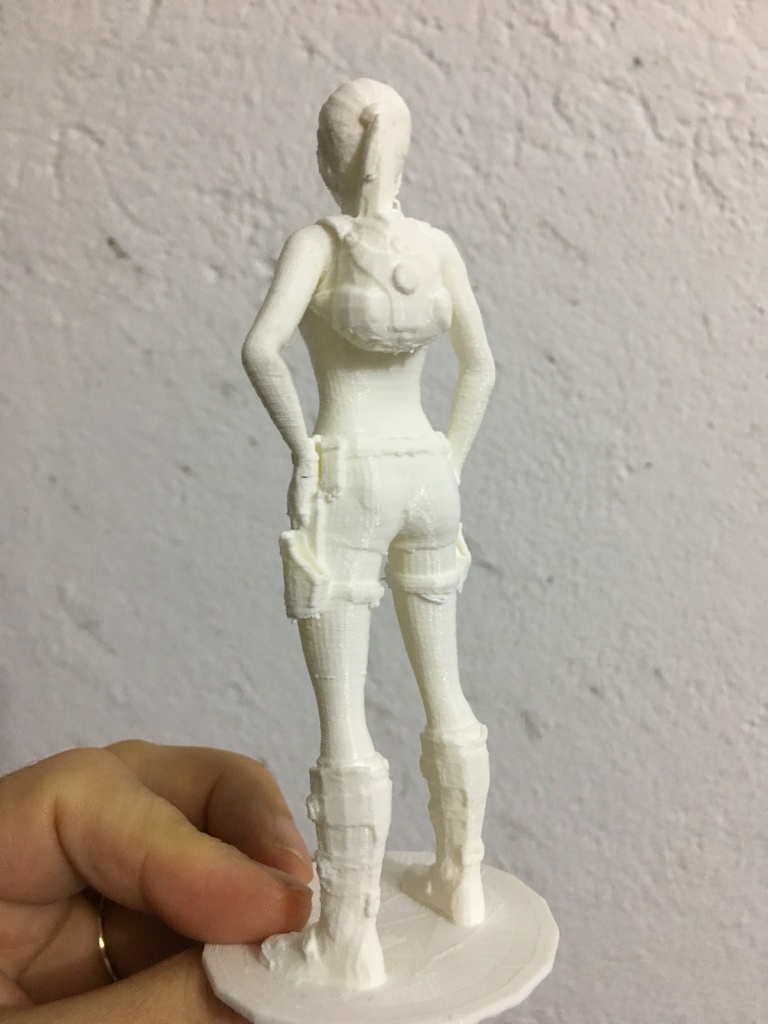 TOMB RAIDER (with supports in the model)