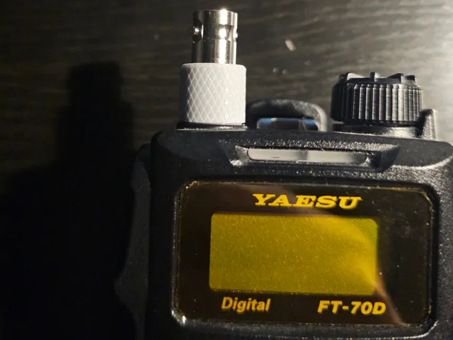 Yaesu FT-70D SMA-BNC adapter cover