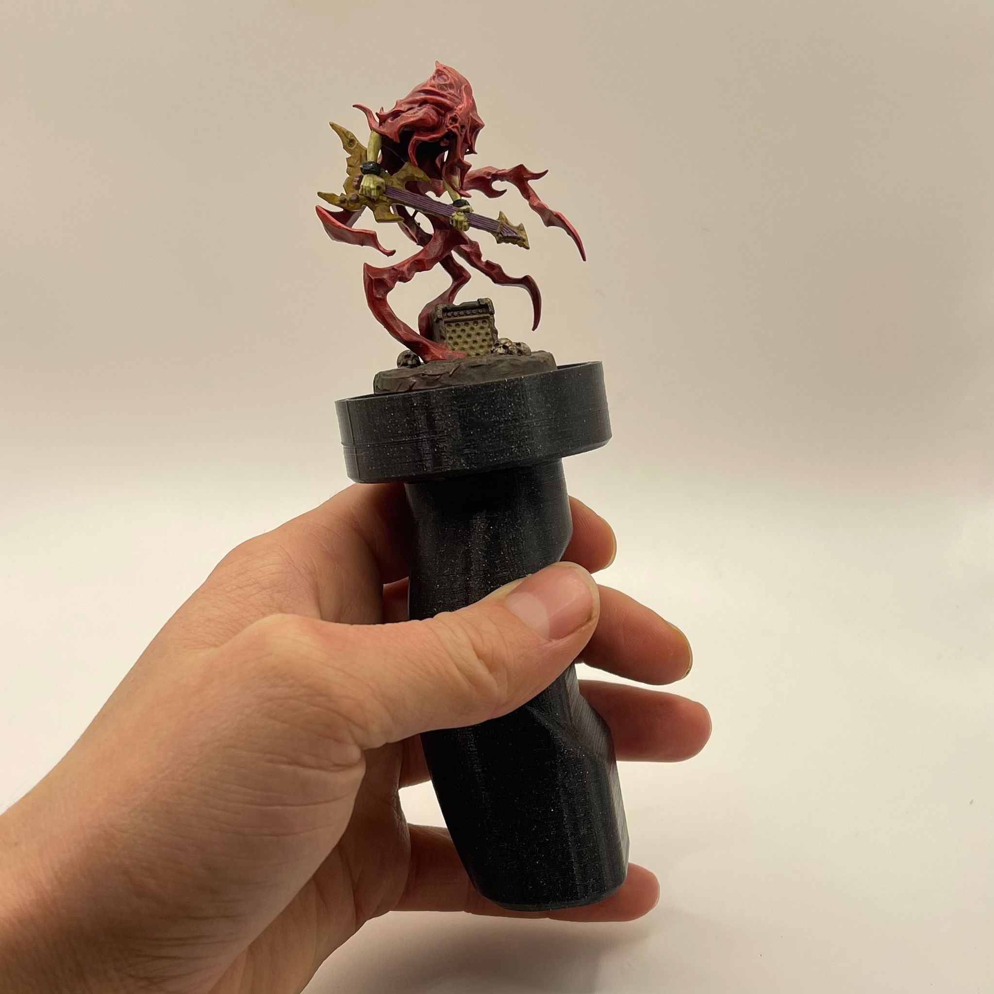 Modular Magnetic Paint Holder (handy)