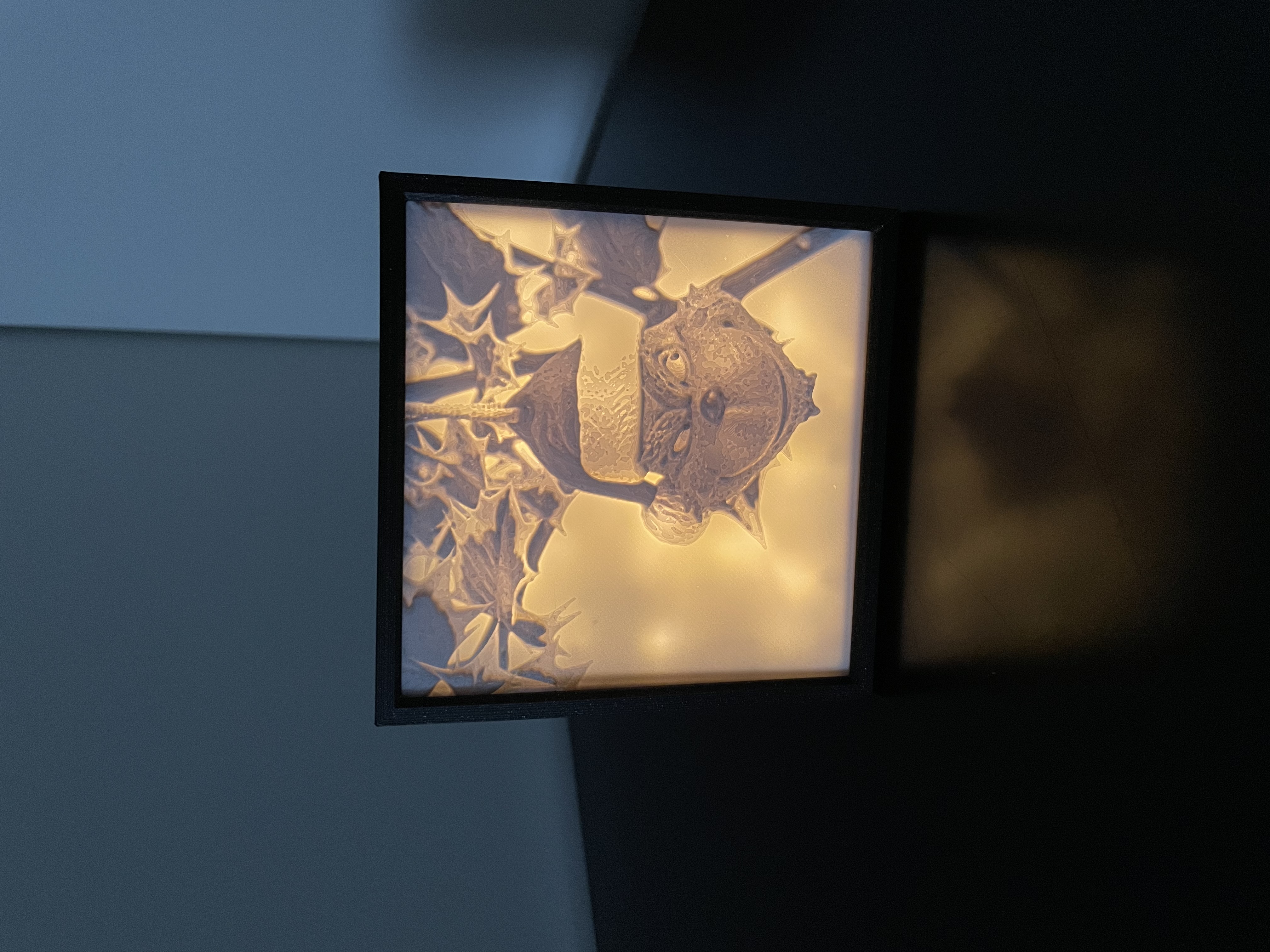 Minimalist lithophane picture frame 3D model thumbnail