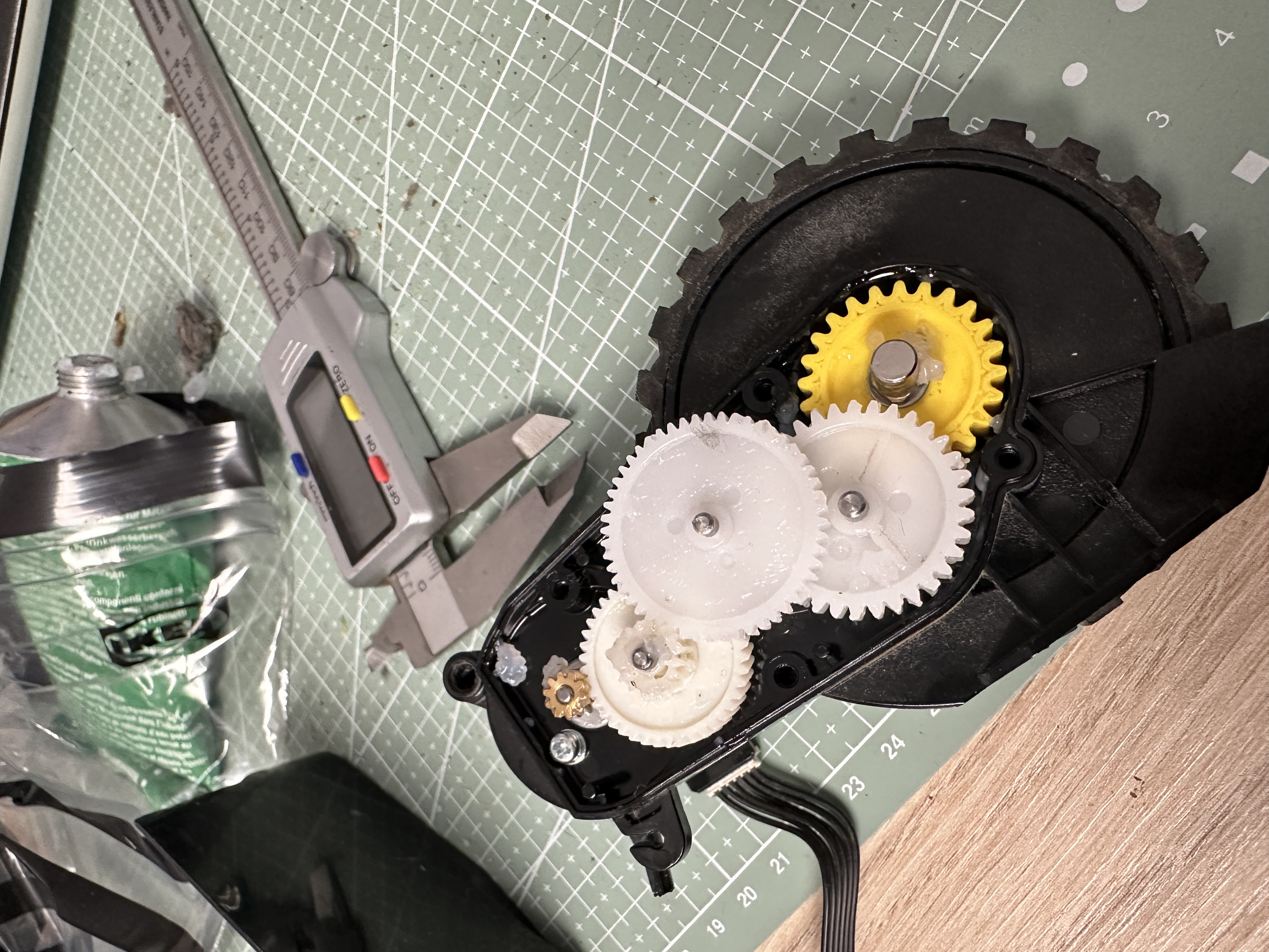 Gear replacement Uwant U200 — miniatura 3
