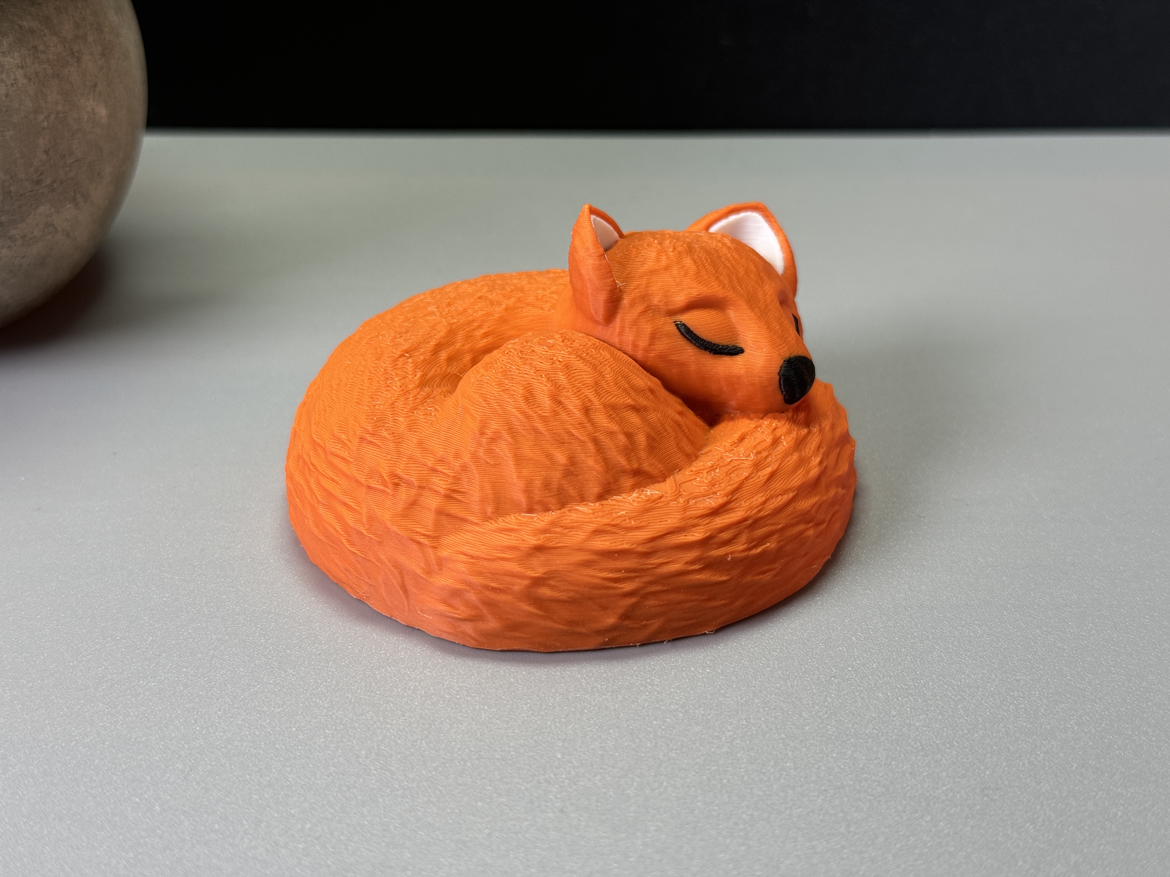 Miniatura 3 do modelo 3D Sleeping Fox