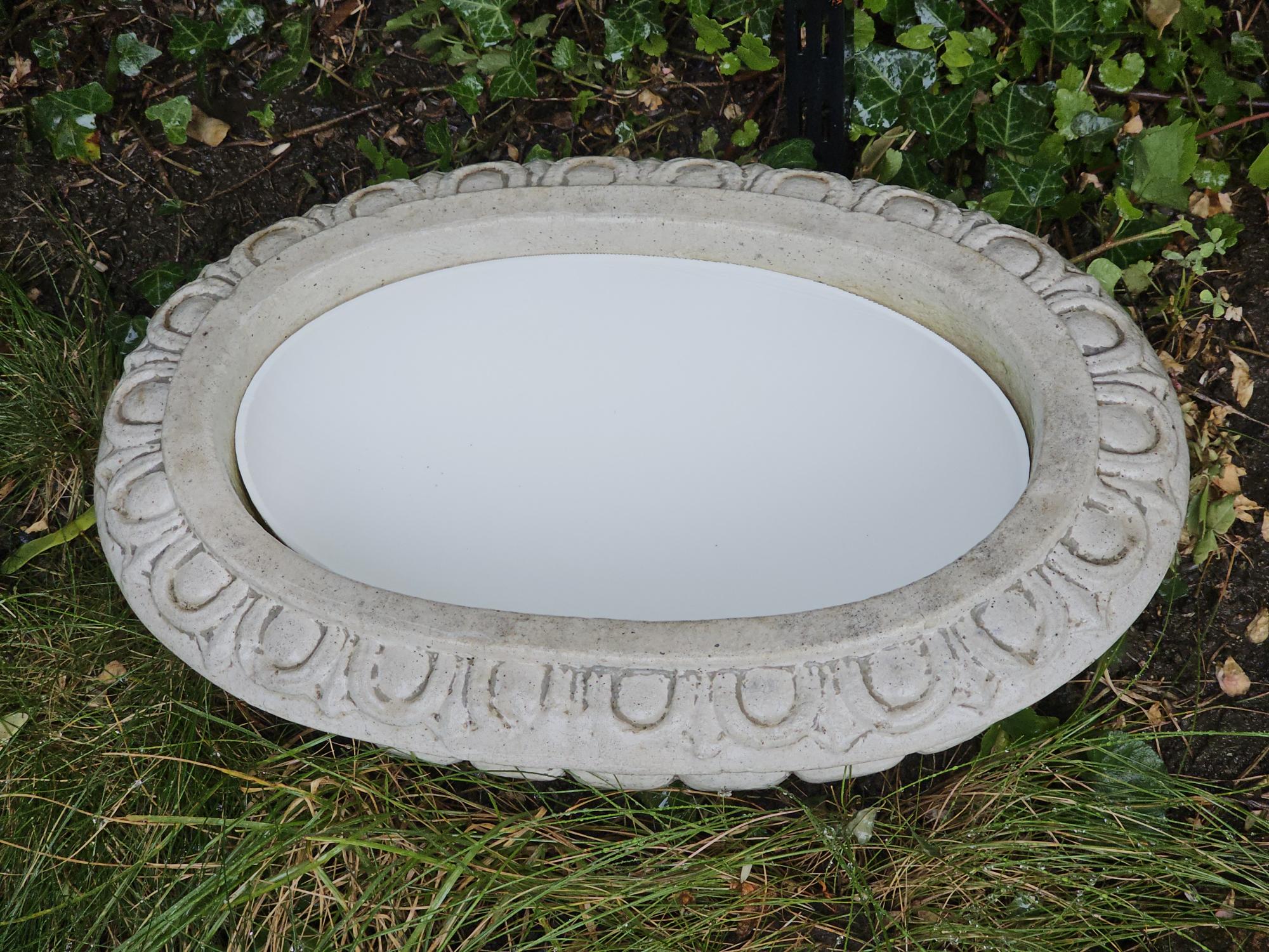 Birdbath, Vogeltraenke