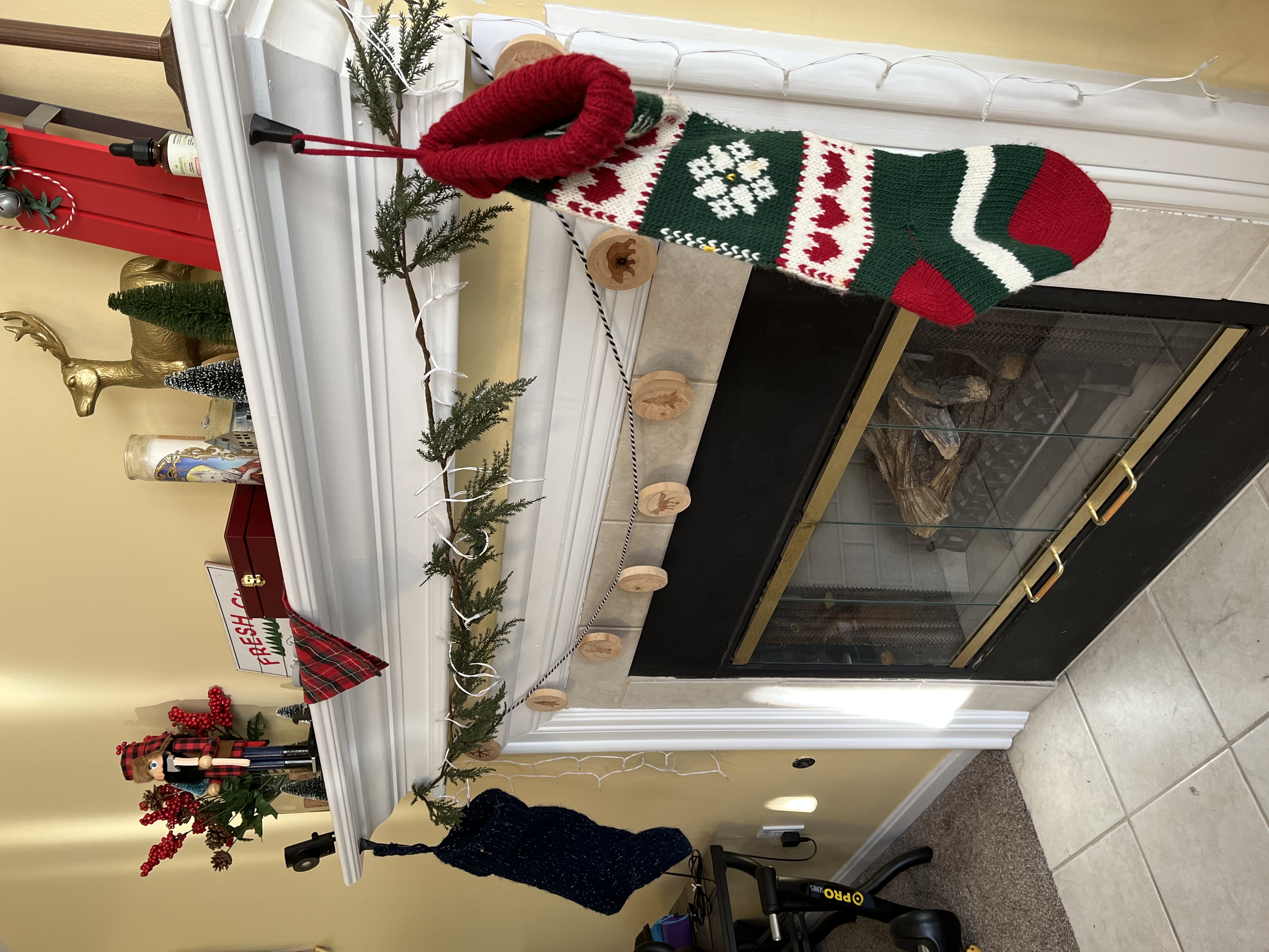 Miniatura 2 do modelo 3D Christmas Stocking Hooks