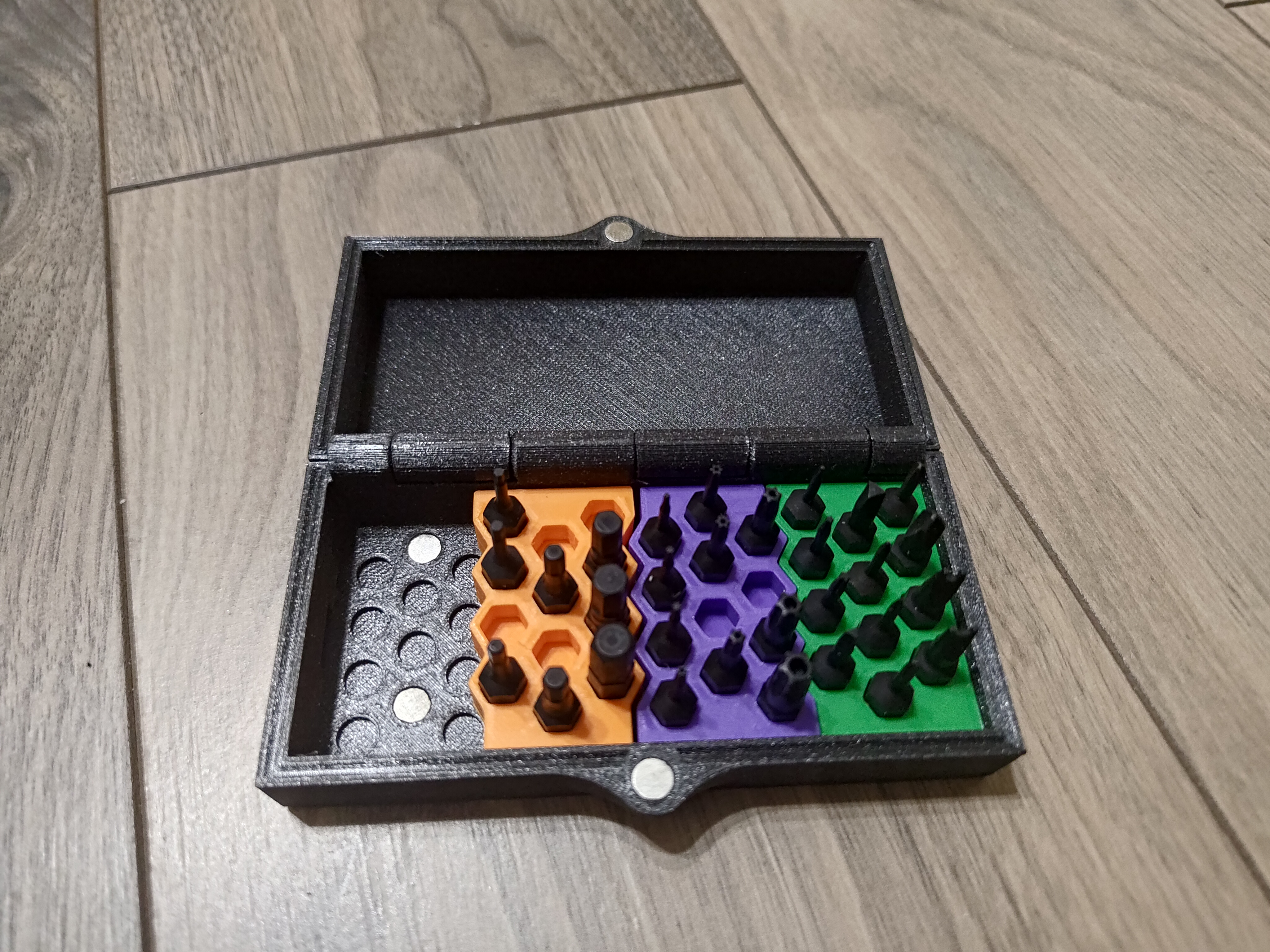 LTT Screwdriver Bit Holder (48 bits), Magnetic and Color Coded Case — thumbnail 2