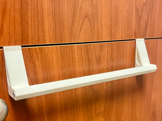 Kitchen Cabinet Door Towel Bar