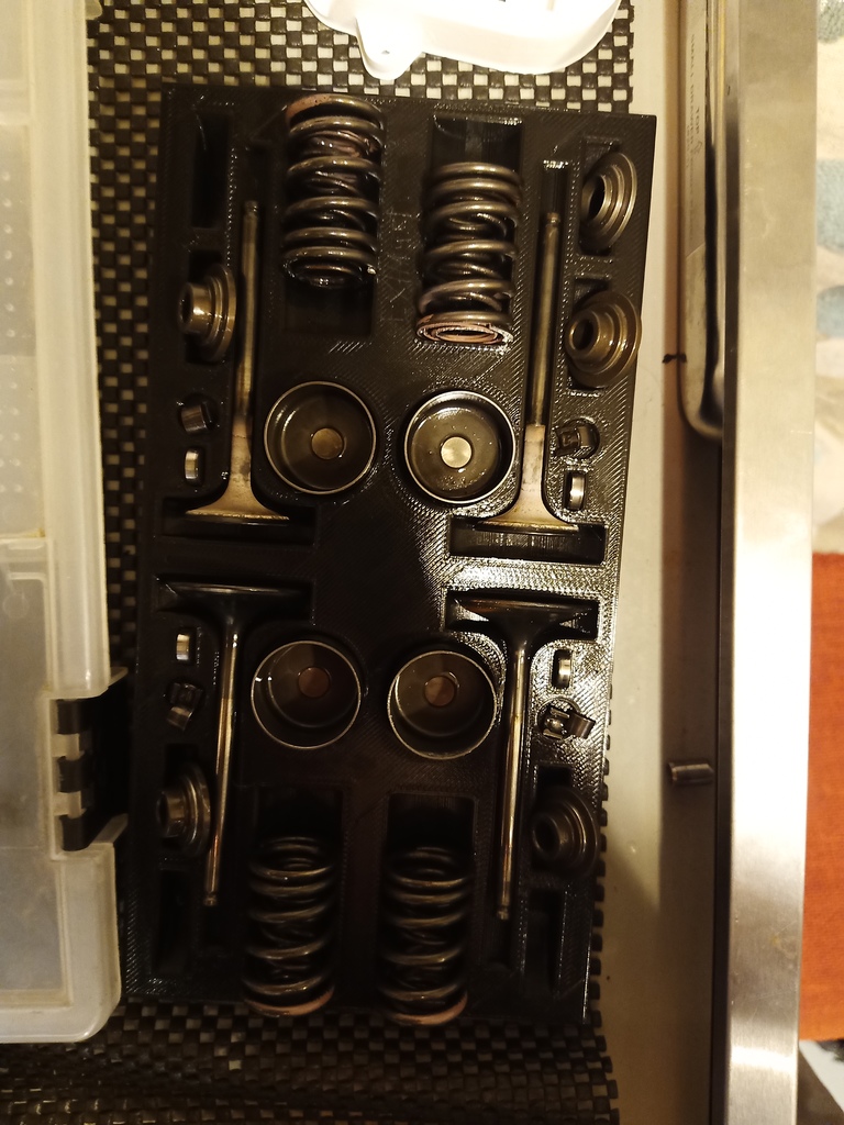 DRZ400 valve train organizer by MichaelW Download free STL model