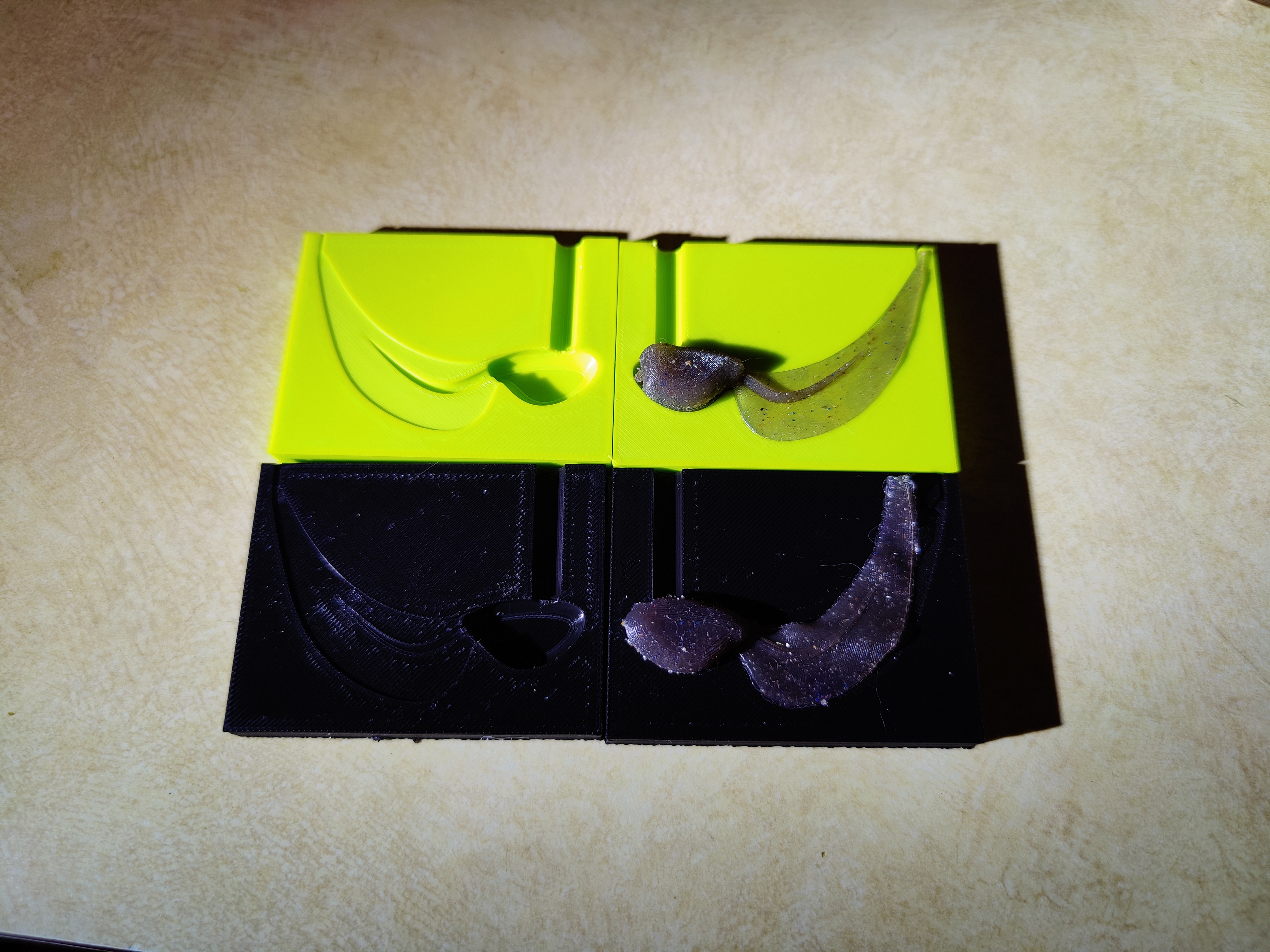 Soft Plastic Bait Mold - Curltail