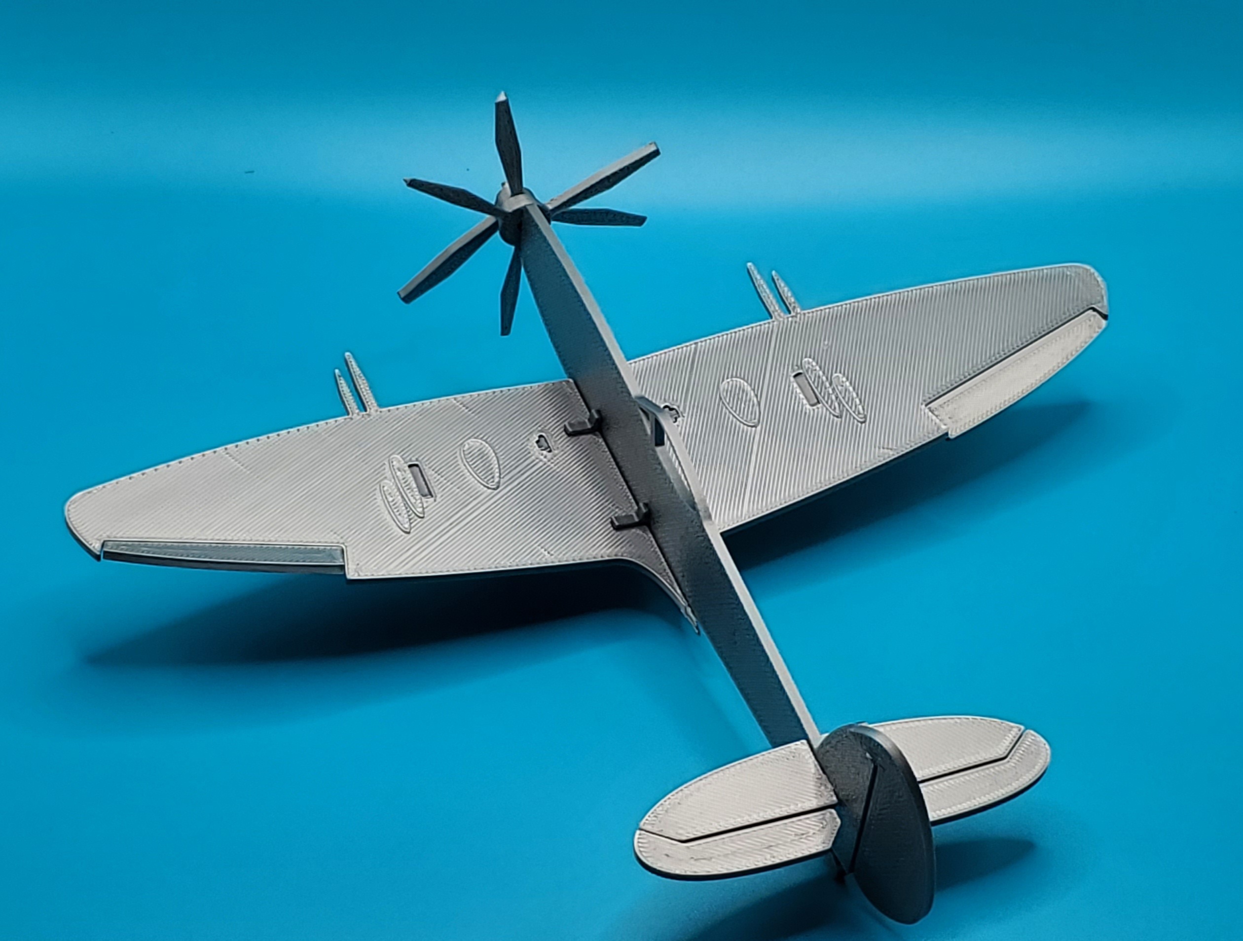 Supermarine Seafire Mk 47 - Contrarotating Props - Model Airplane Kit ...